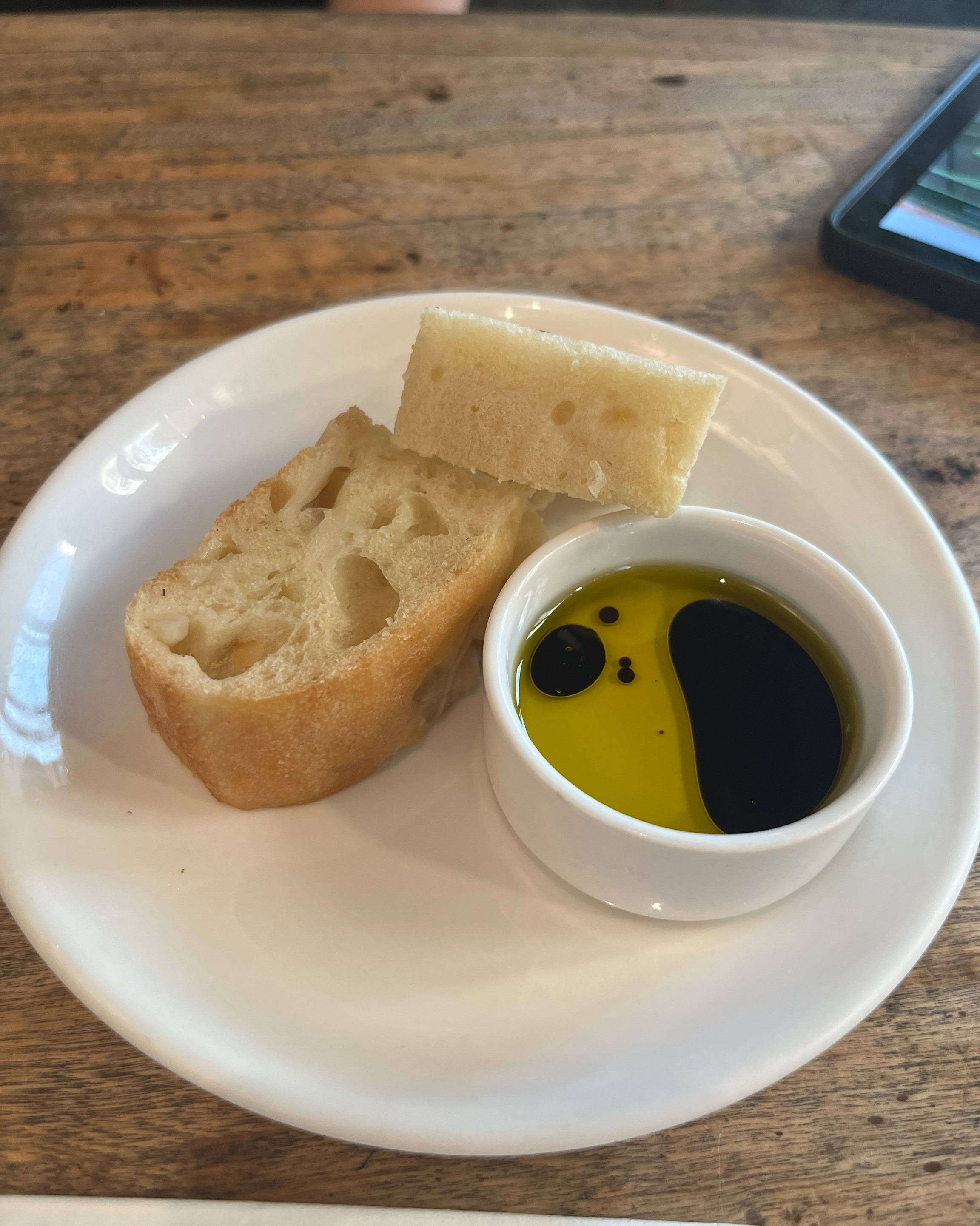 
서울시 성북구 성북동 맛집 러스틱 오스테리아