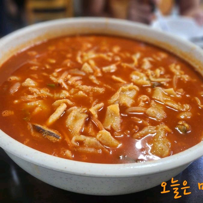 
서울시 구로구 오류동 맛집 이천성모메존칼국수