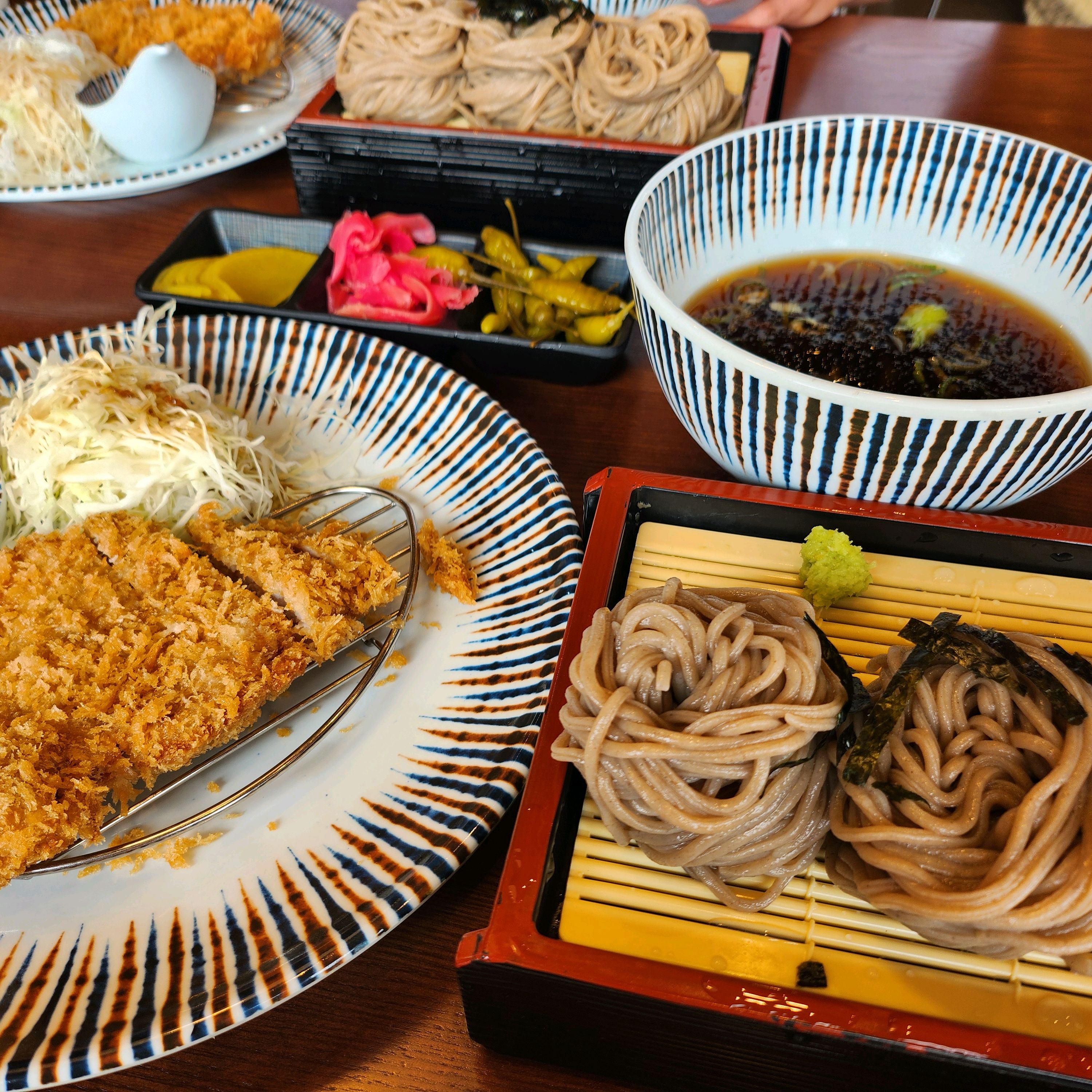항상 만차라 궁금했었는데 역시나 맛있습니다 ㅎㅎ - 안성 맛집 삼동소바 안성중앙점