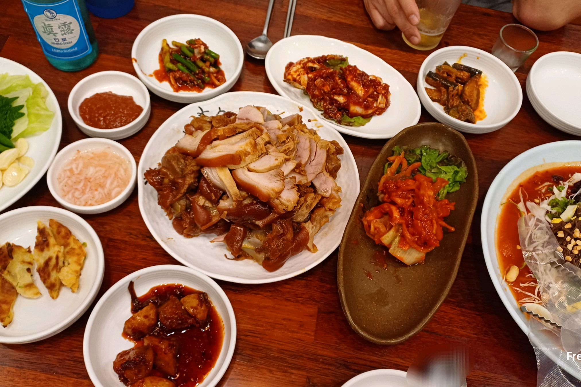 오호!! 간만에 족발 진짜 맛있게 먹었네요. - 천호동 맛집 장원보쌈족발