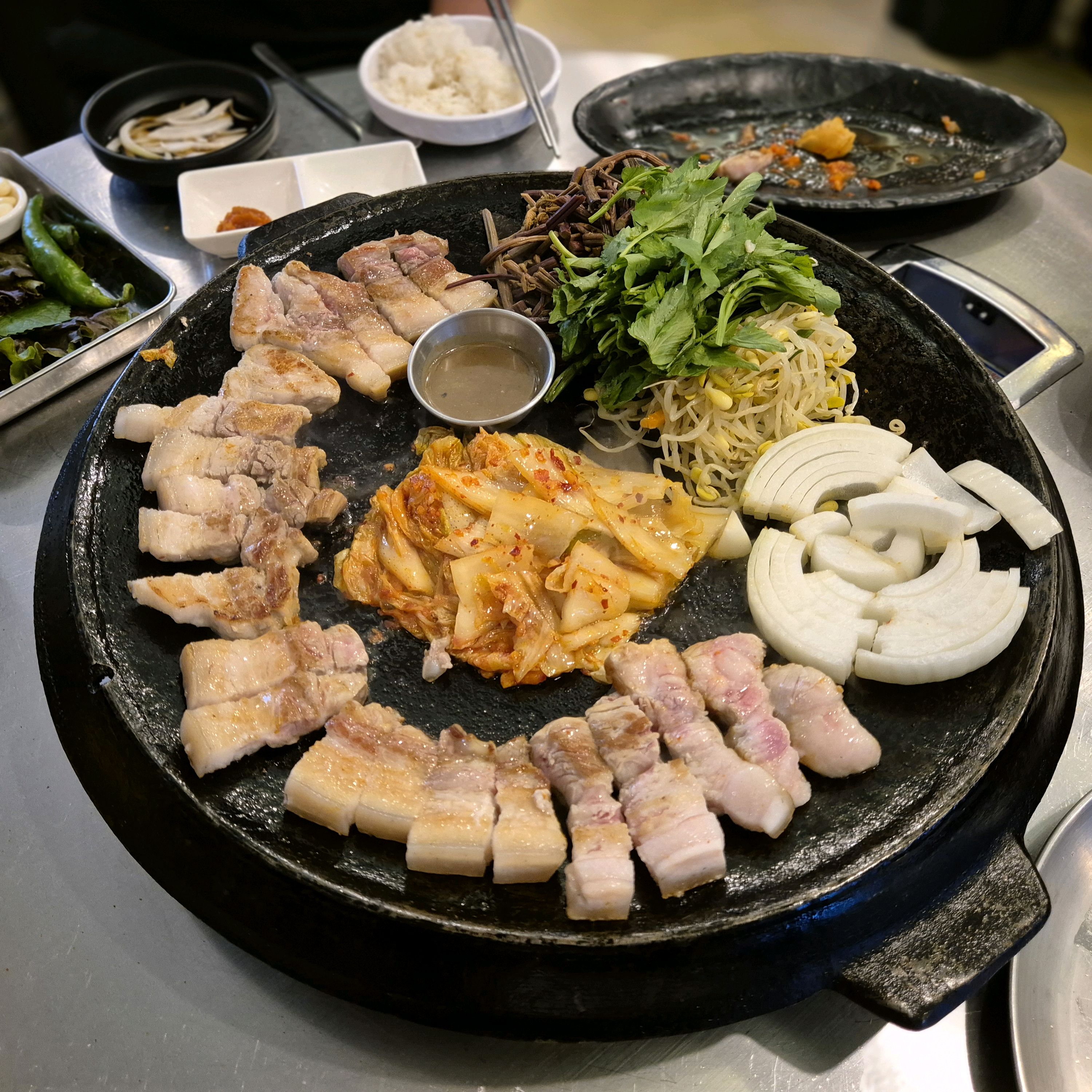 
서울시 마포구 염리동 맛집 무쇠뚜껑