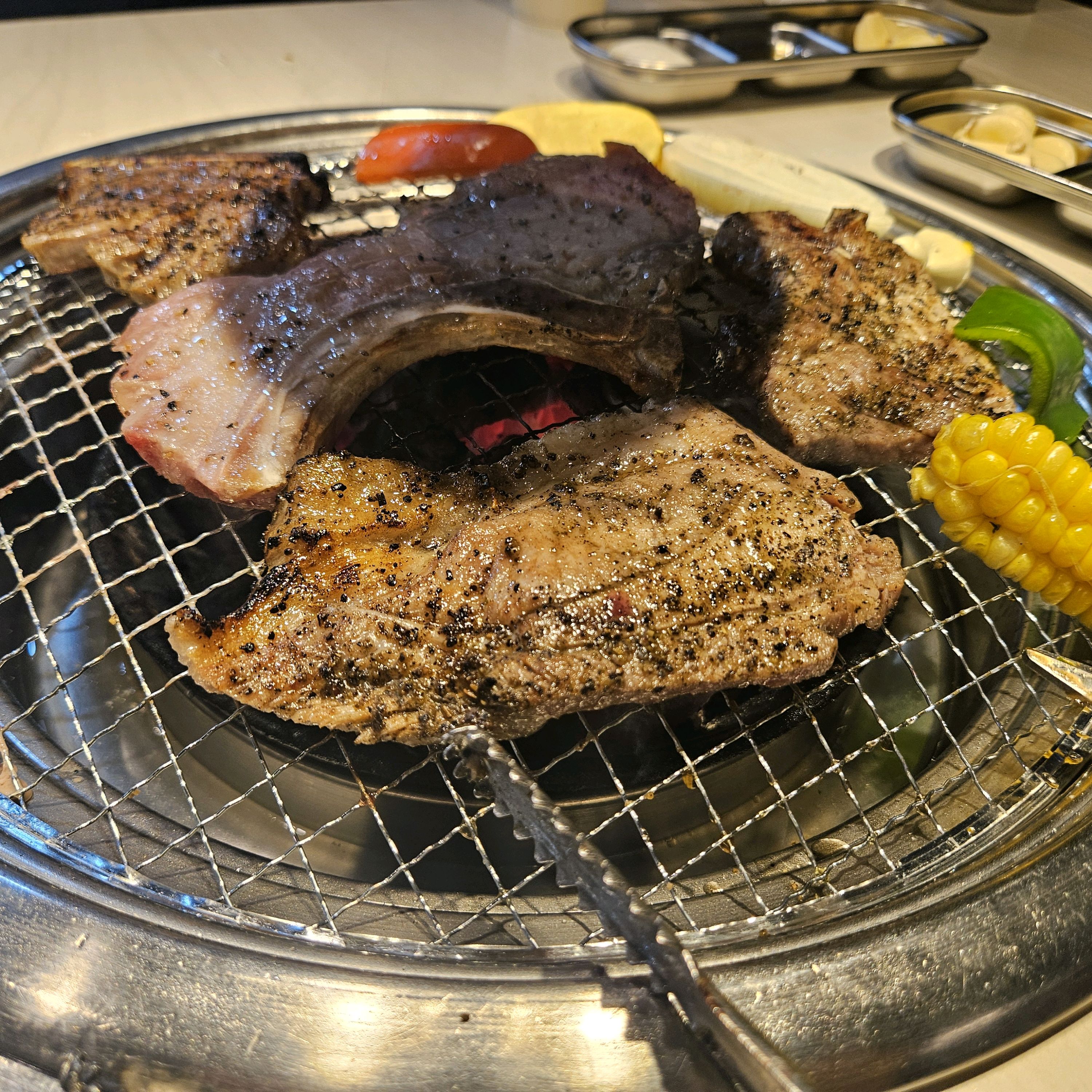 처음 방문했는데 사장님께서 엄청 친절하게 설명도 잘 해주셨고 - 신정네거리 맛집 명륜진사갈비 신정네거리점