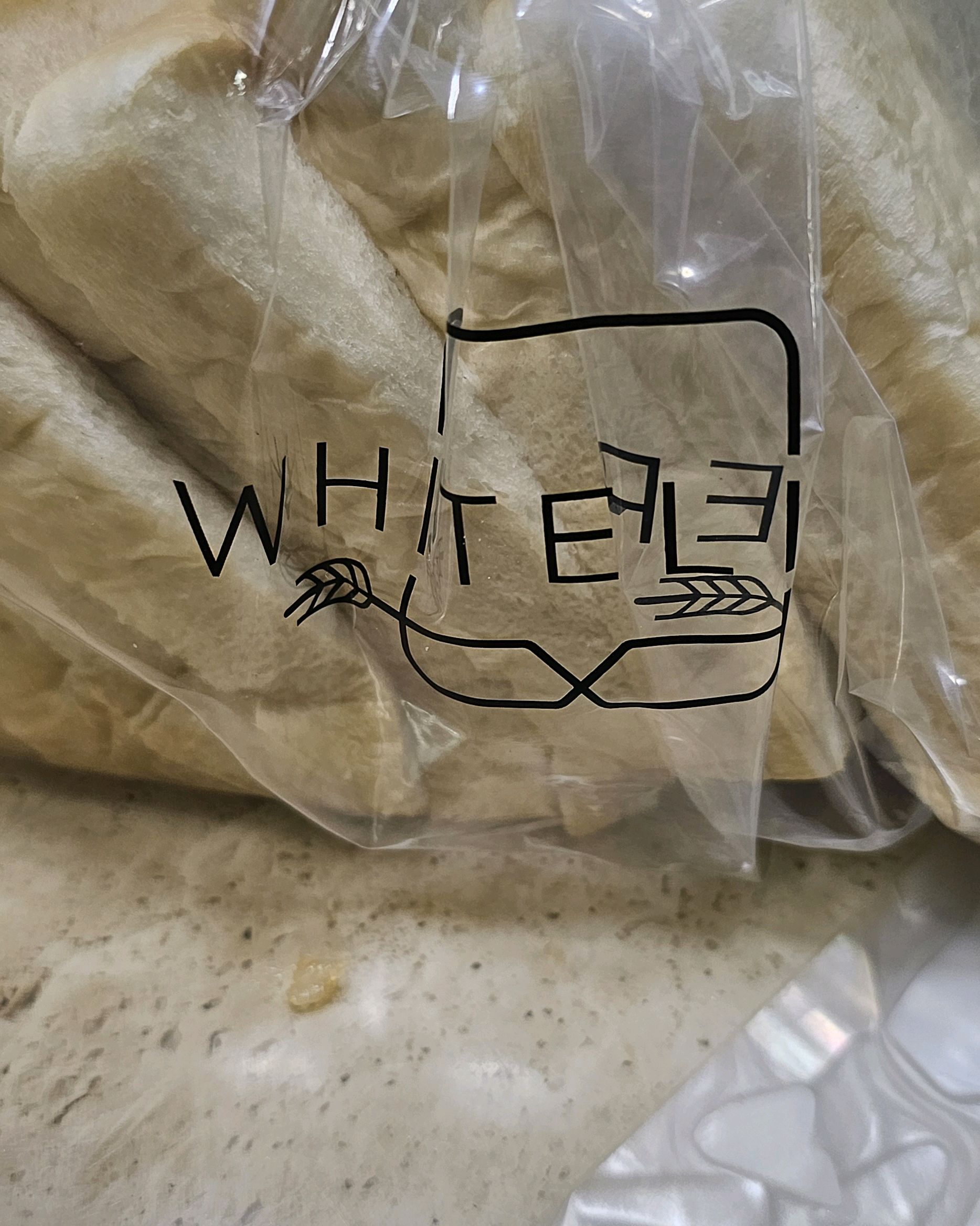 오늘 빵맛이 이상해요. - 대구 수성구 맛집 화이트리에 수성점