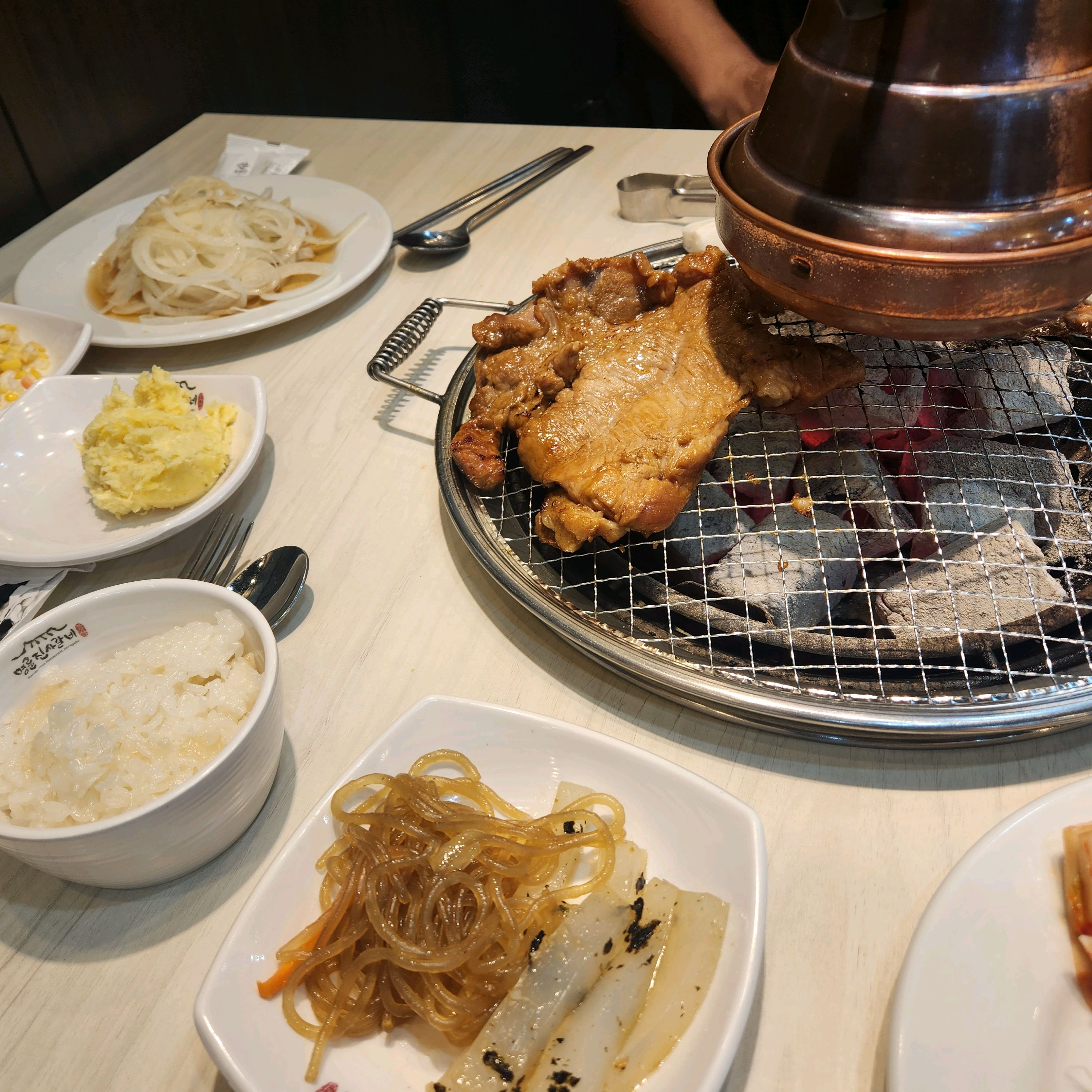올만에 저녁먹으러갔는데 팥빙수가 생겼네요 - 영등포 맛집 명륜진사갈비 서울양평역점