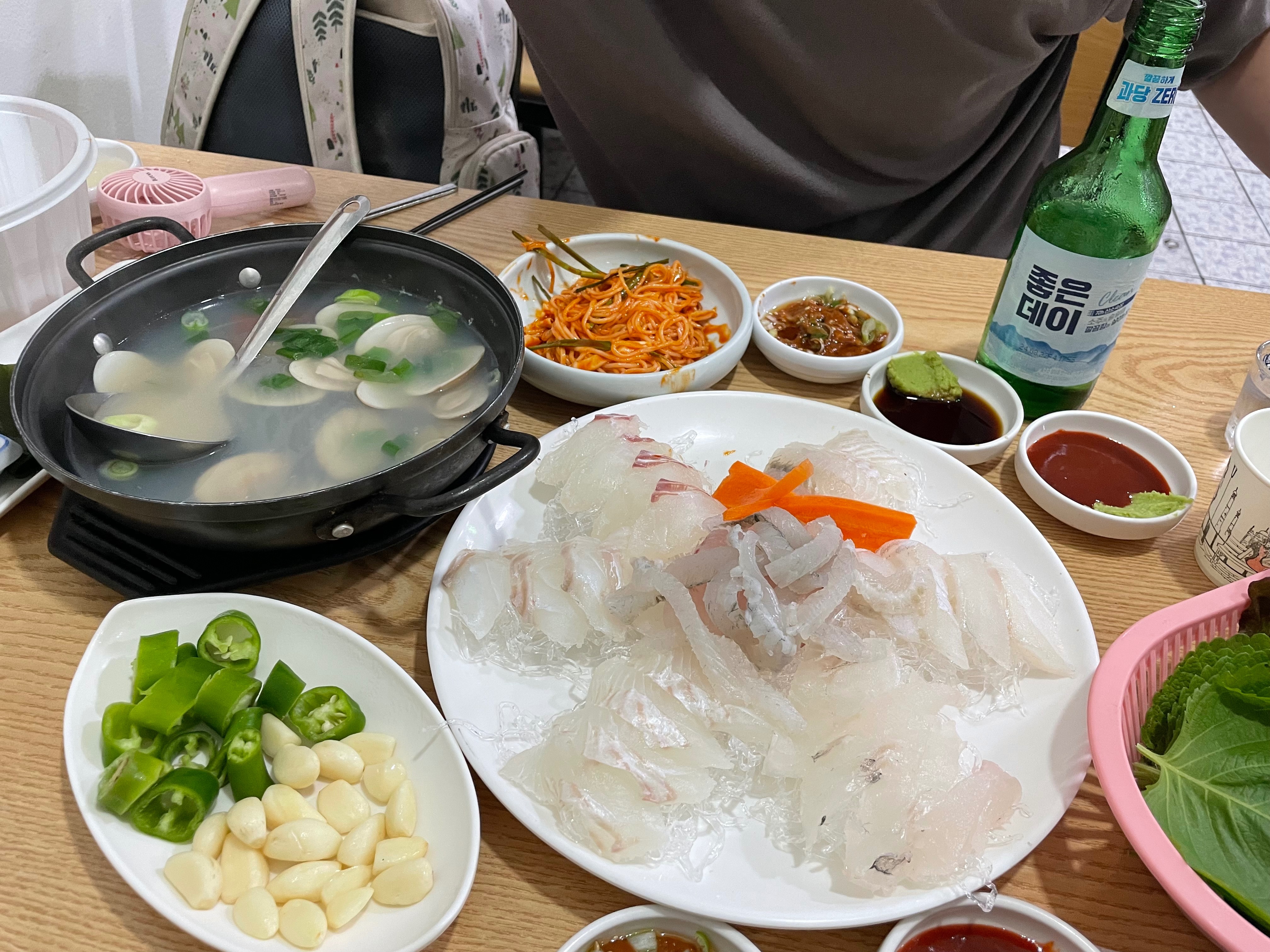 현지맛집이라해서 가봤는데 - 송정 맛집 송정 소문난 횟집