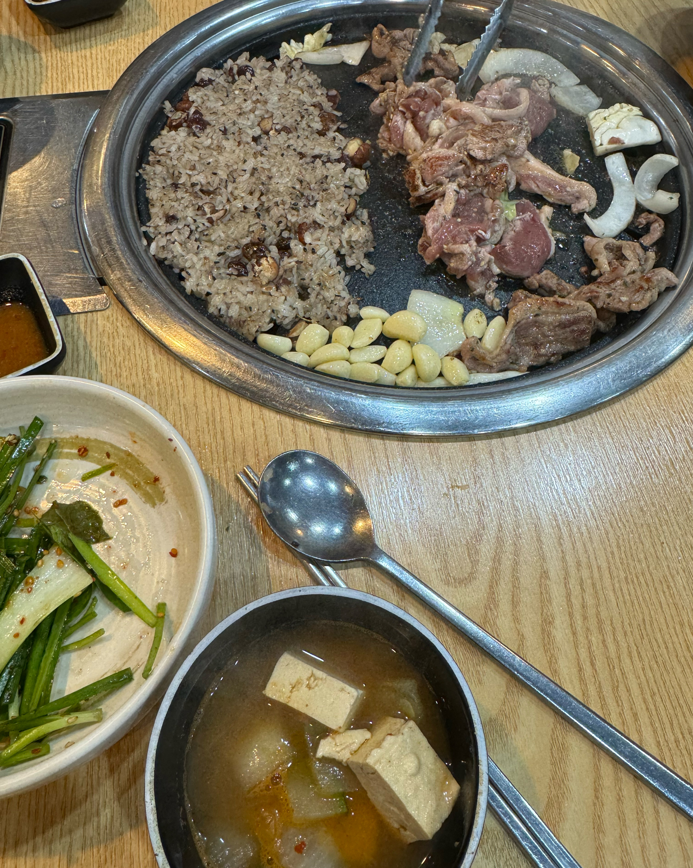 가격이 좀 비싸긴한데 비싼값을 하네요 - 불당동 맛집 오리세상