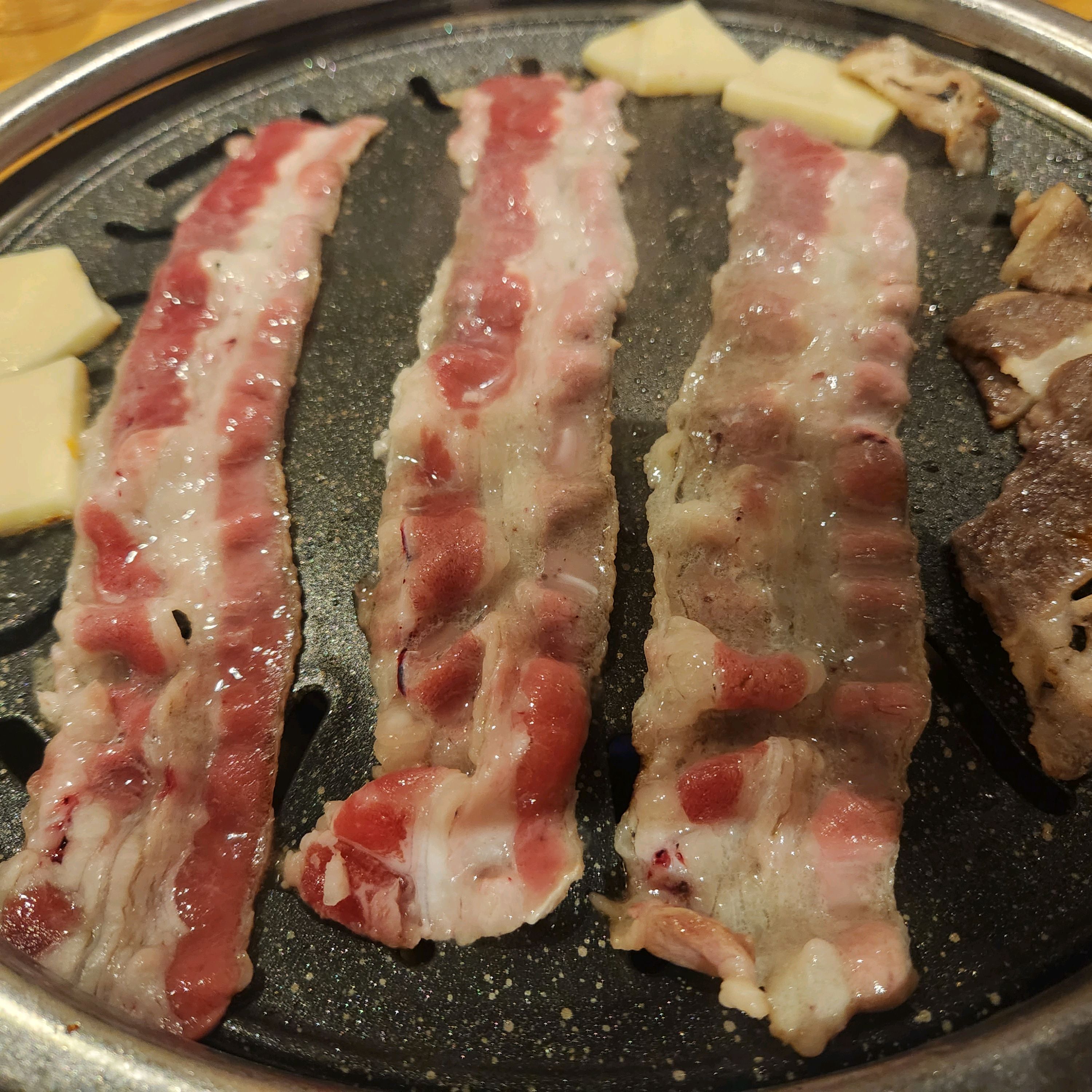 
서울시 종로구 숭인1동 맛집 이차돌 신설동점