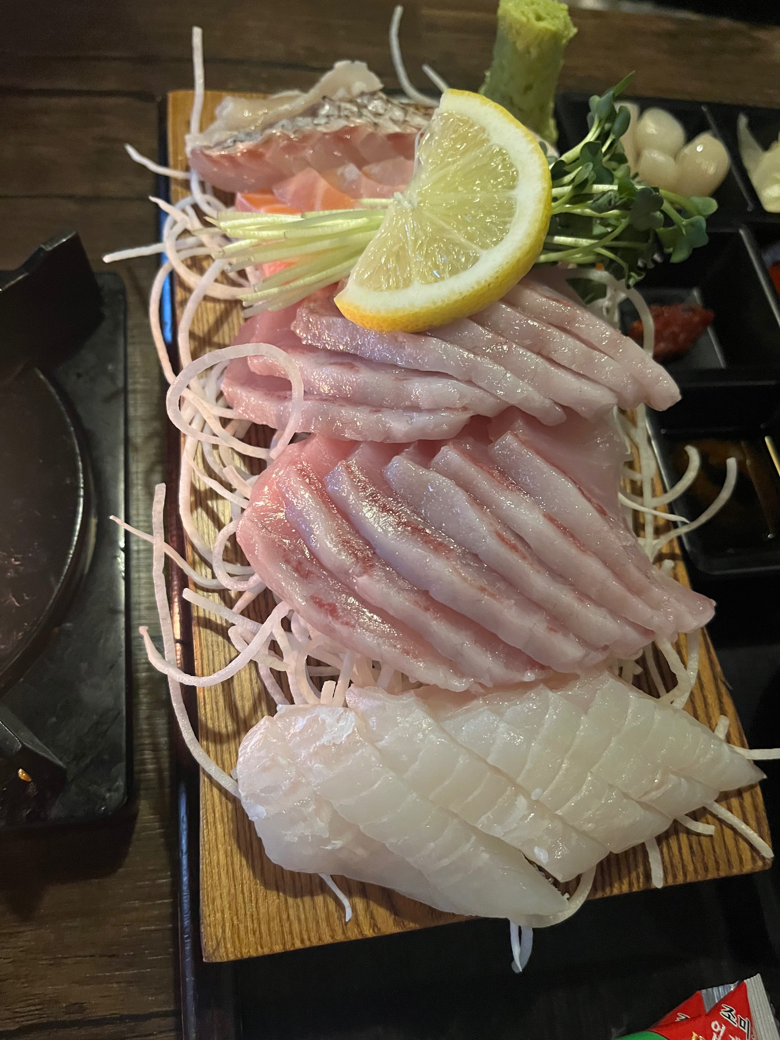 
신용산역식당 심상