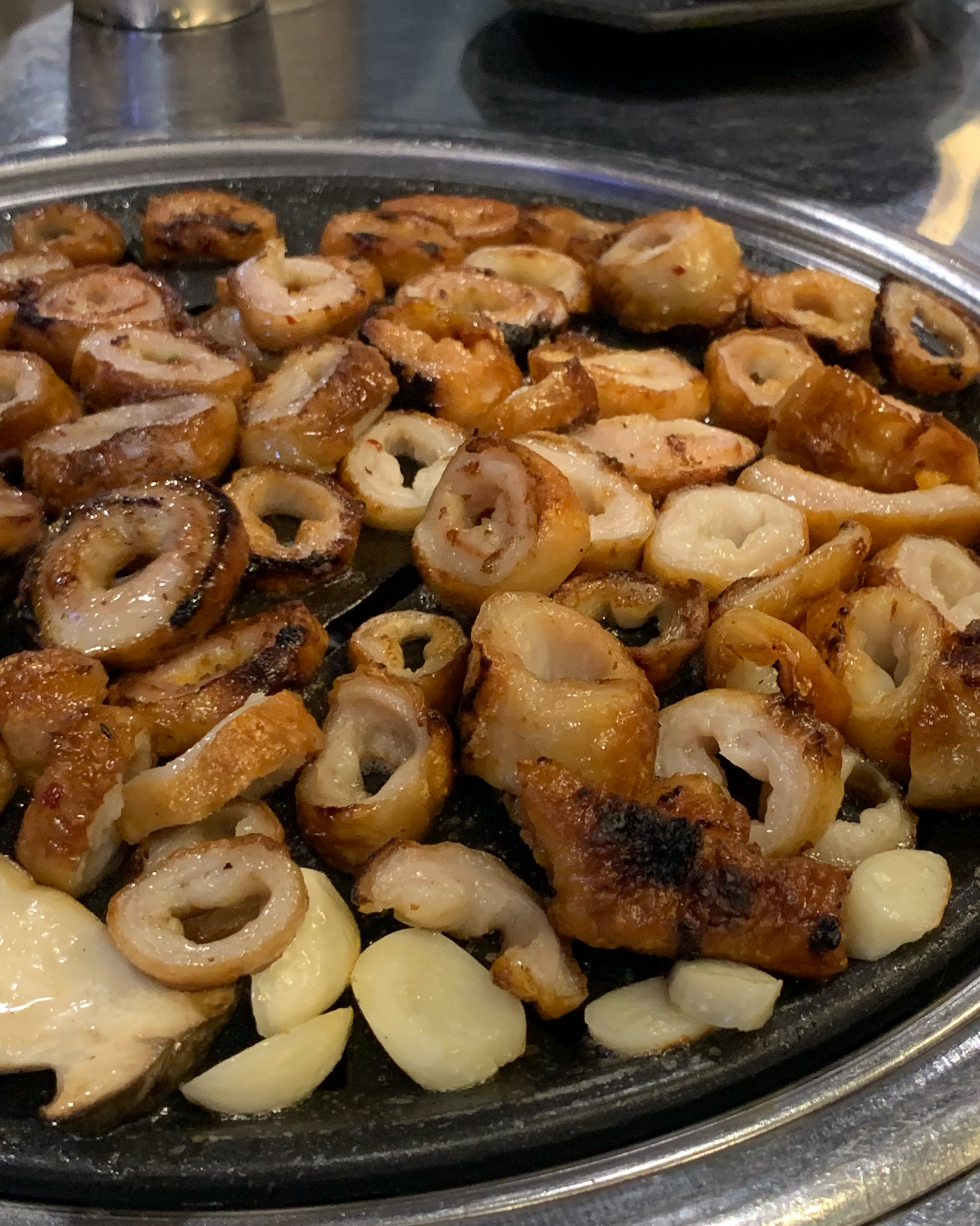 초벌되서 나와가지고 마저 굽기도 편해요 ㅋㅋ - 송정 맛집 불막열삼 부산송정점