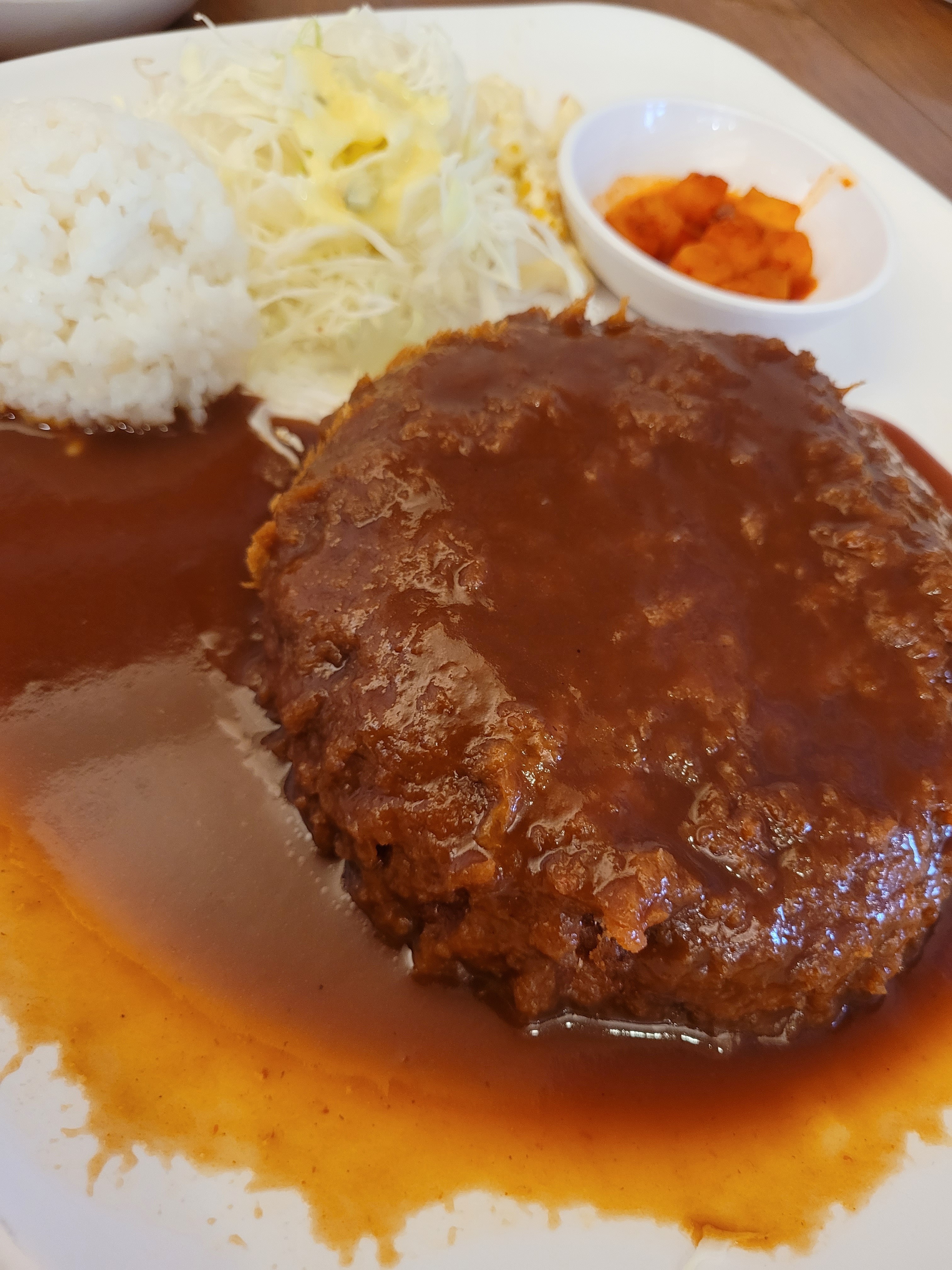  서울시 용산구 서빙고동 맛집 돈까스잔치 동빙고점