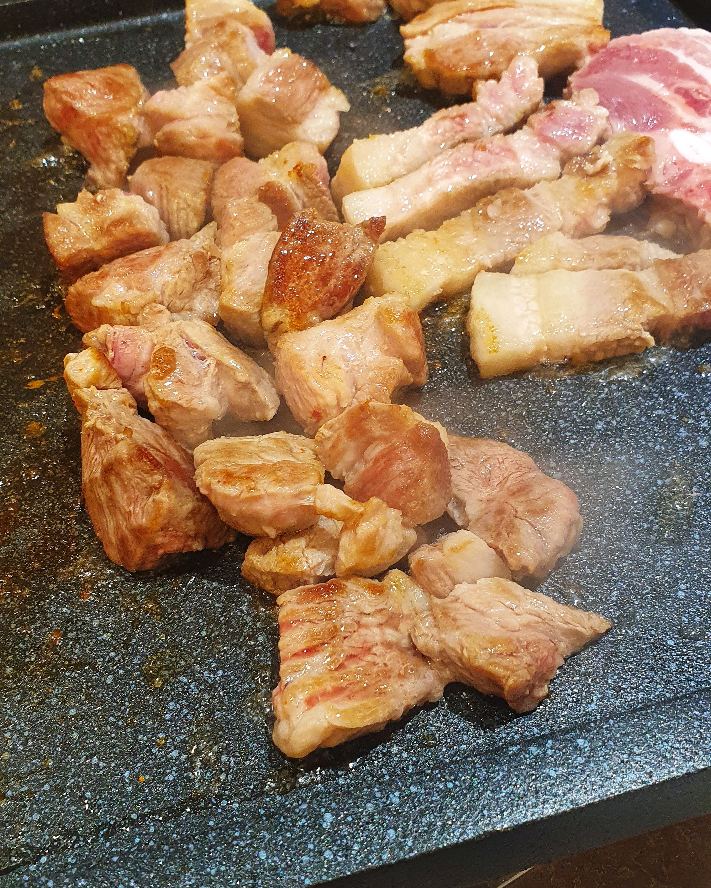
서울시 강동구 암사동 맛집 김장하는고기집향산리 암사역점