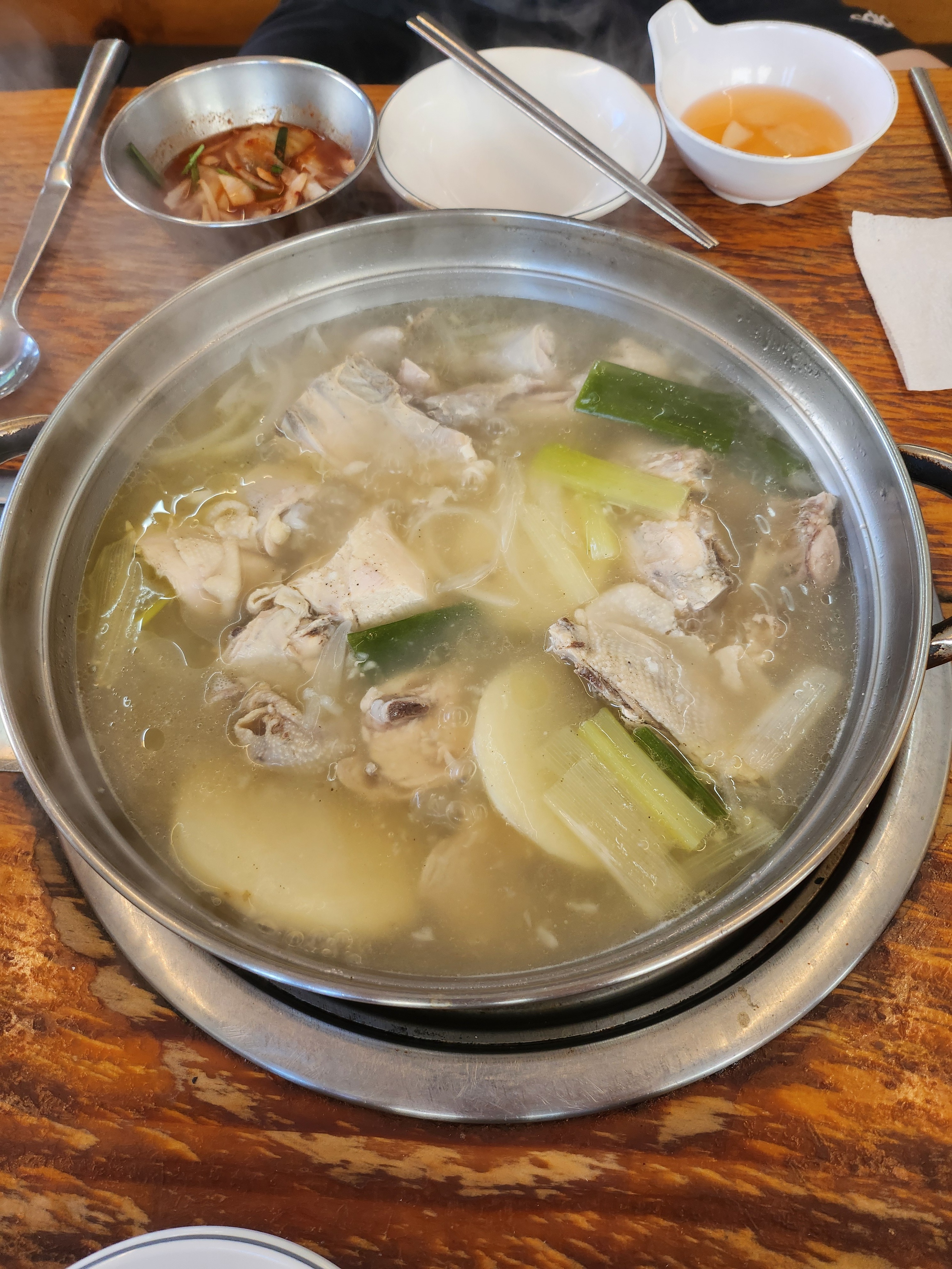 
서울시 강남구 개포4동 맛집
 원조닭한마리