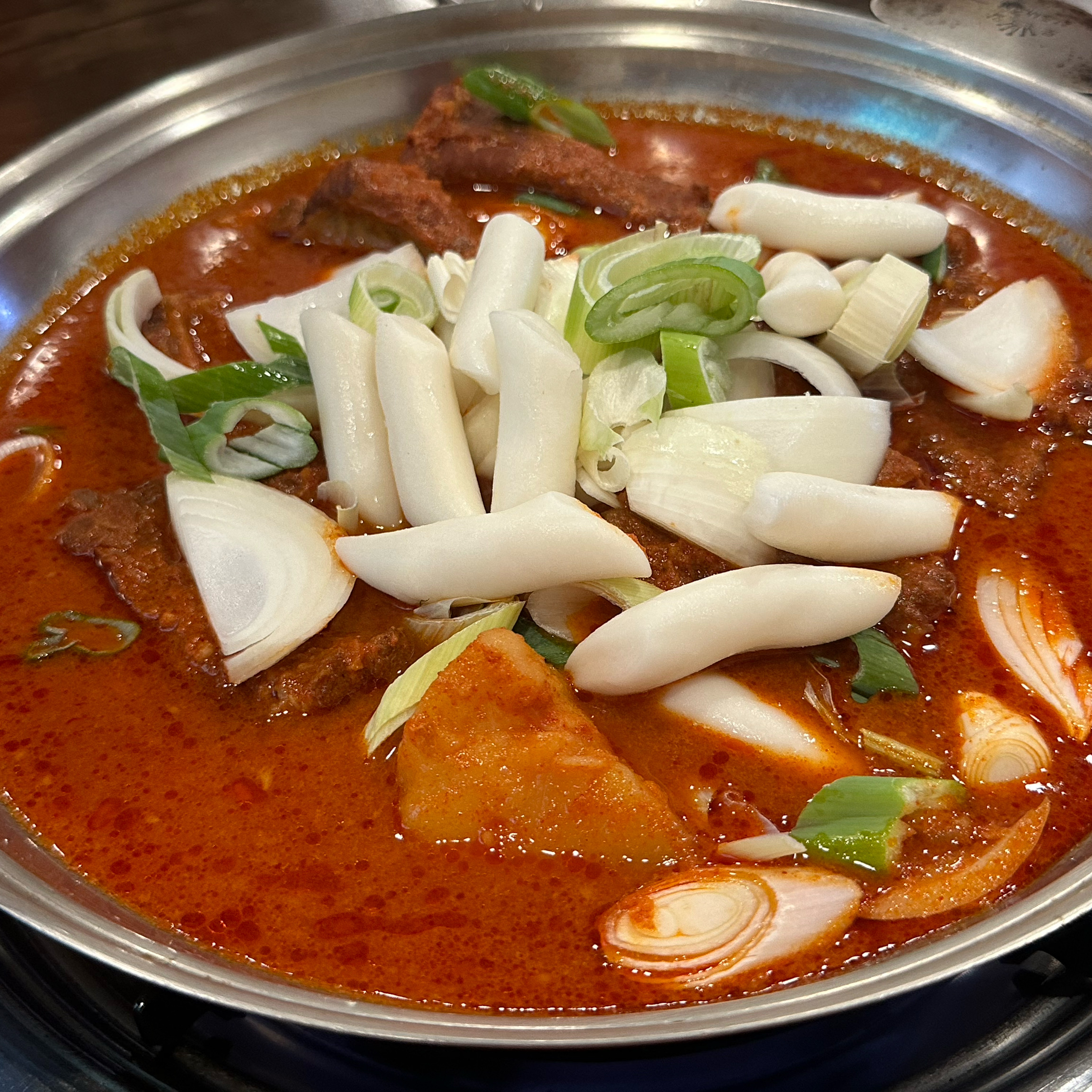 A good restaurant in Muk-dong, Jungnang-gu, Seoul, jar kimchi stew