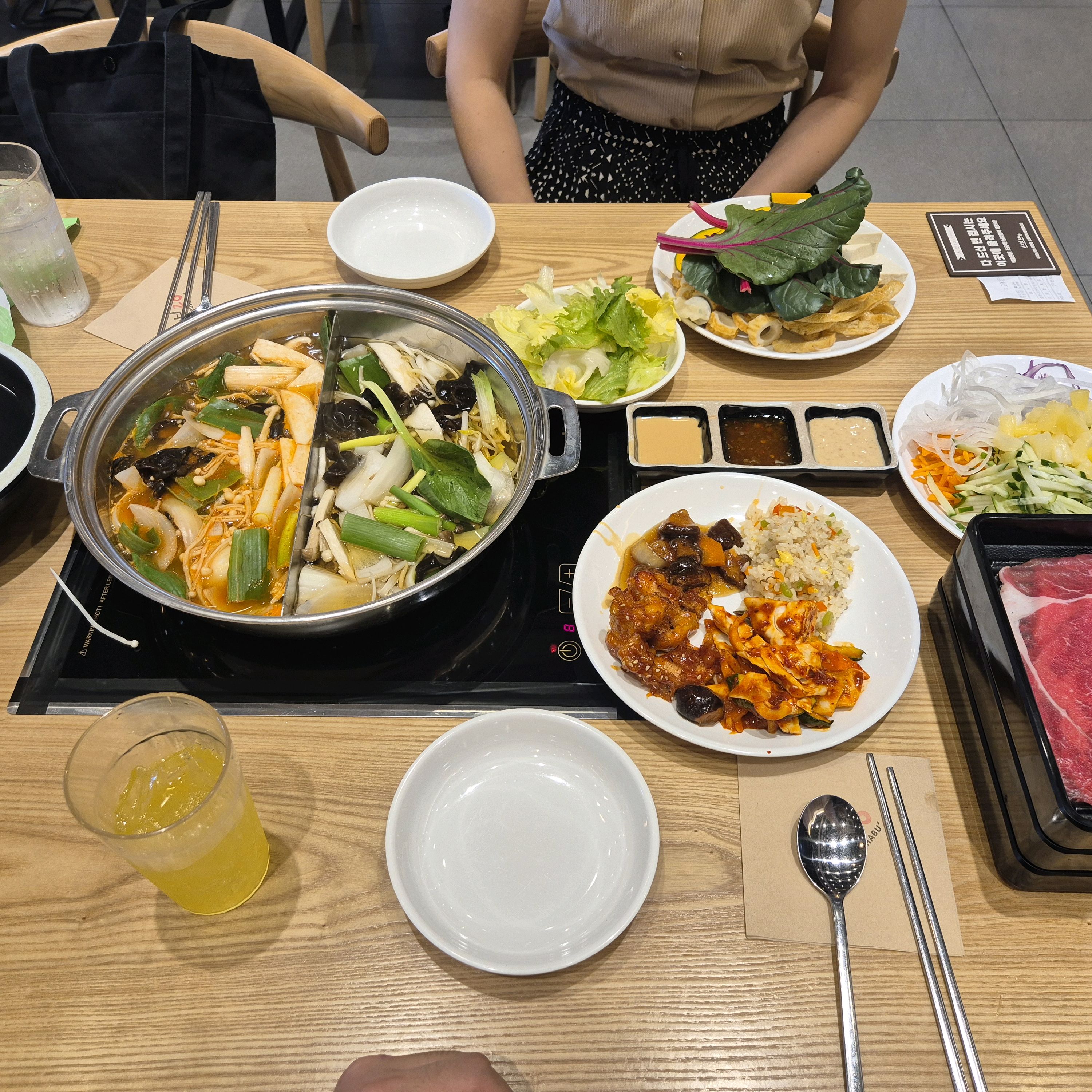 샤브20은 신선한 고기를 마음껏 먹을 수 있으며 - 양산 증산 맛집 샤브20 양산증산점