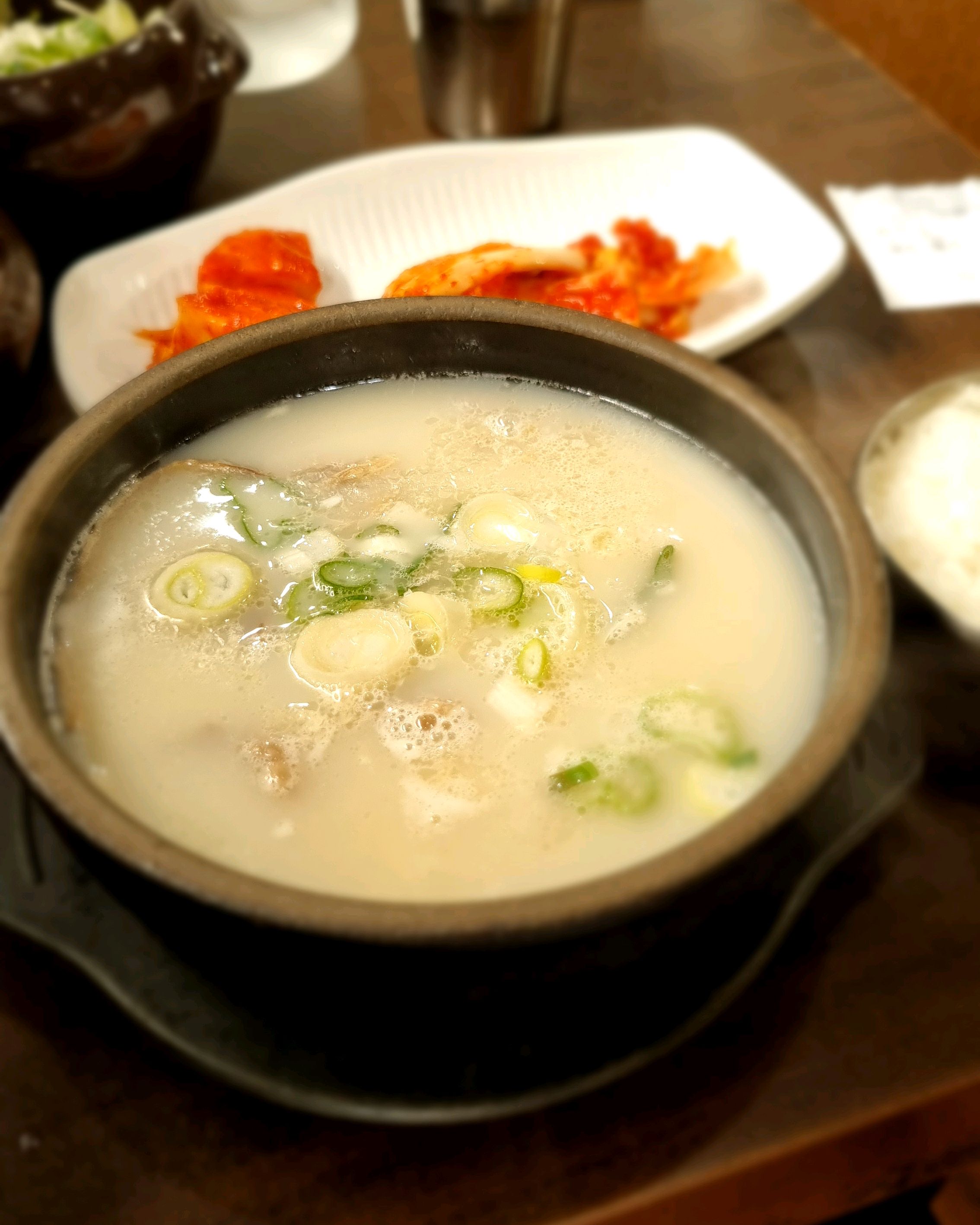 Byeolnae Oksul Nongtang, a famous restaurant in Jangchung-dong, Jung-gu, Seoul