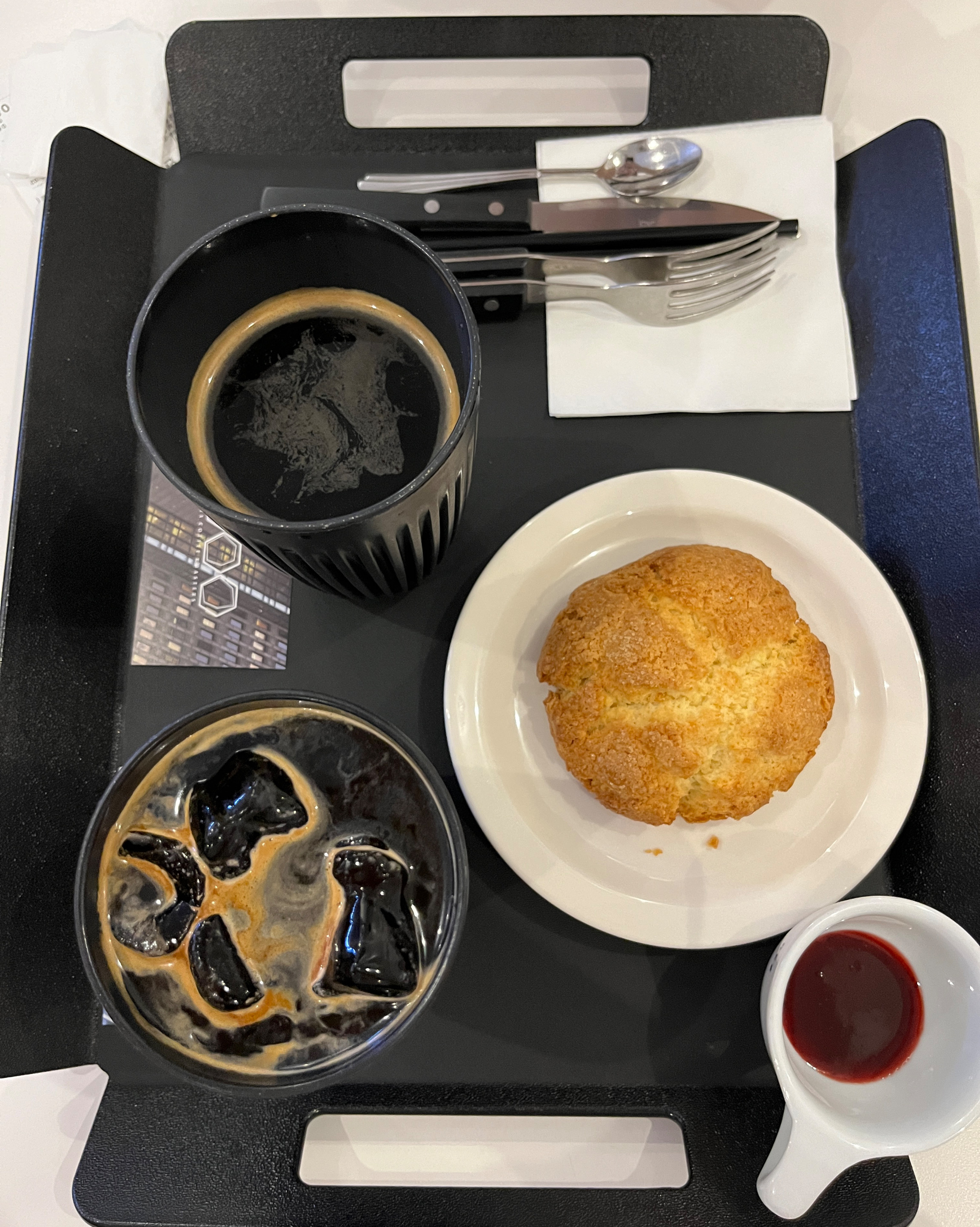 매장 인테리어, 음악, 분위기가 너무 멋있어서 좋아요!! - 불당동 맛집 헥스커피로스터스쇼룸