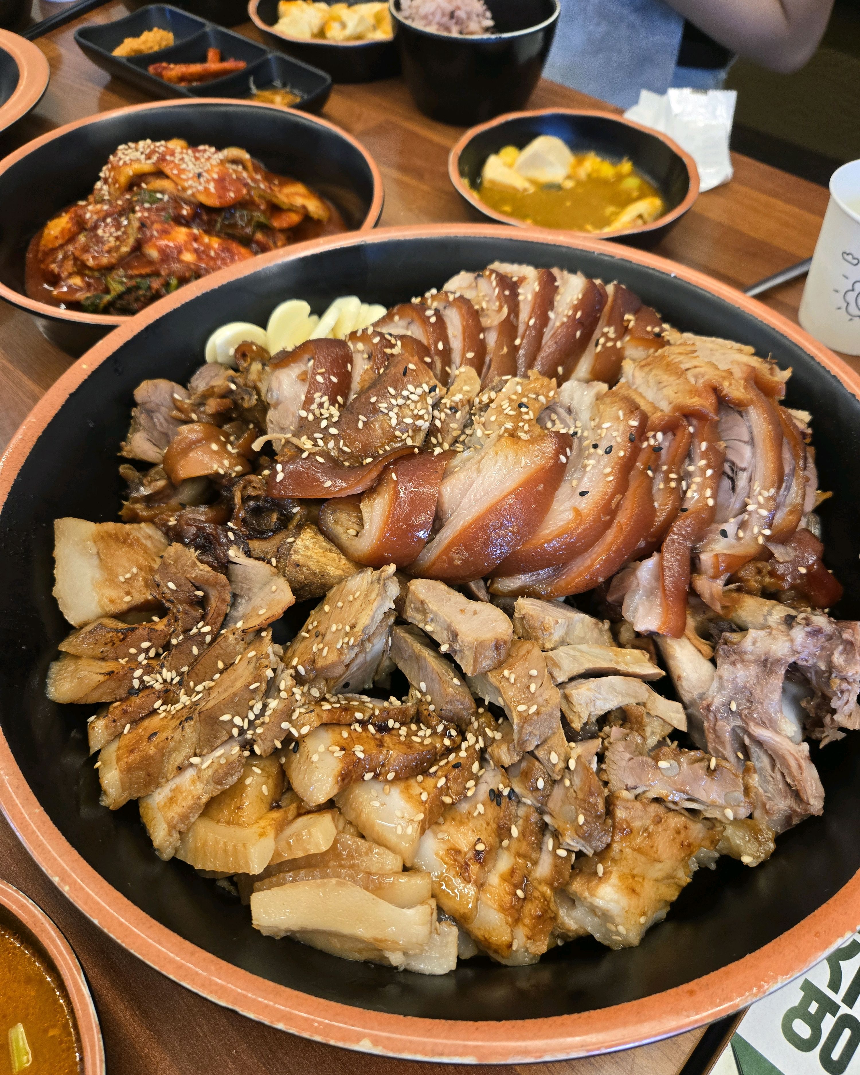  서울시 중구 신당동 맛집 위풍당당족발 신당점