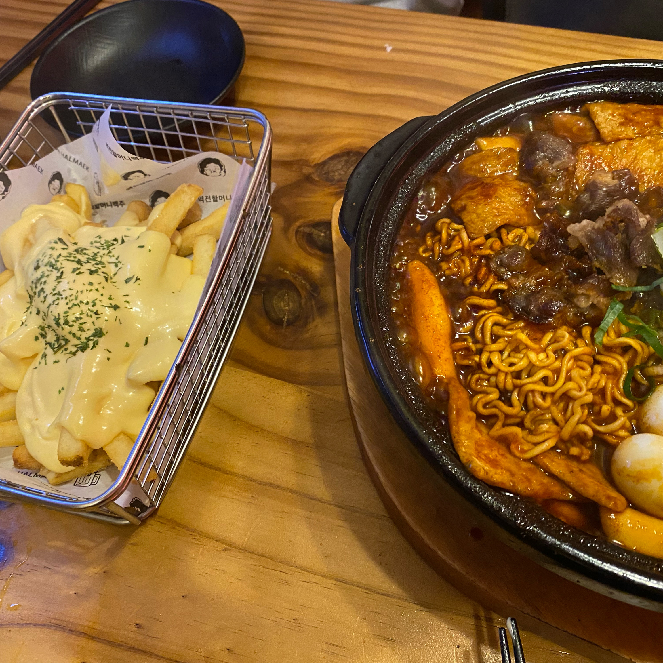Yeoido Station Clam Steamed Barbecue Yeokjeon Grandmother Beer Seoul Yeouido Branch