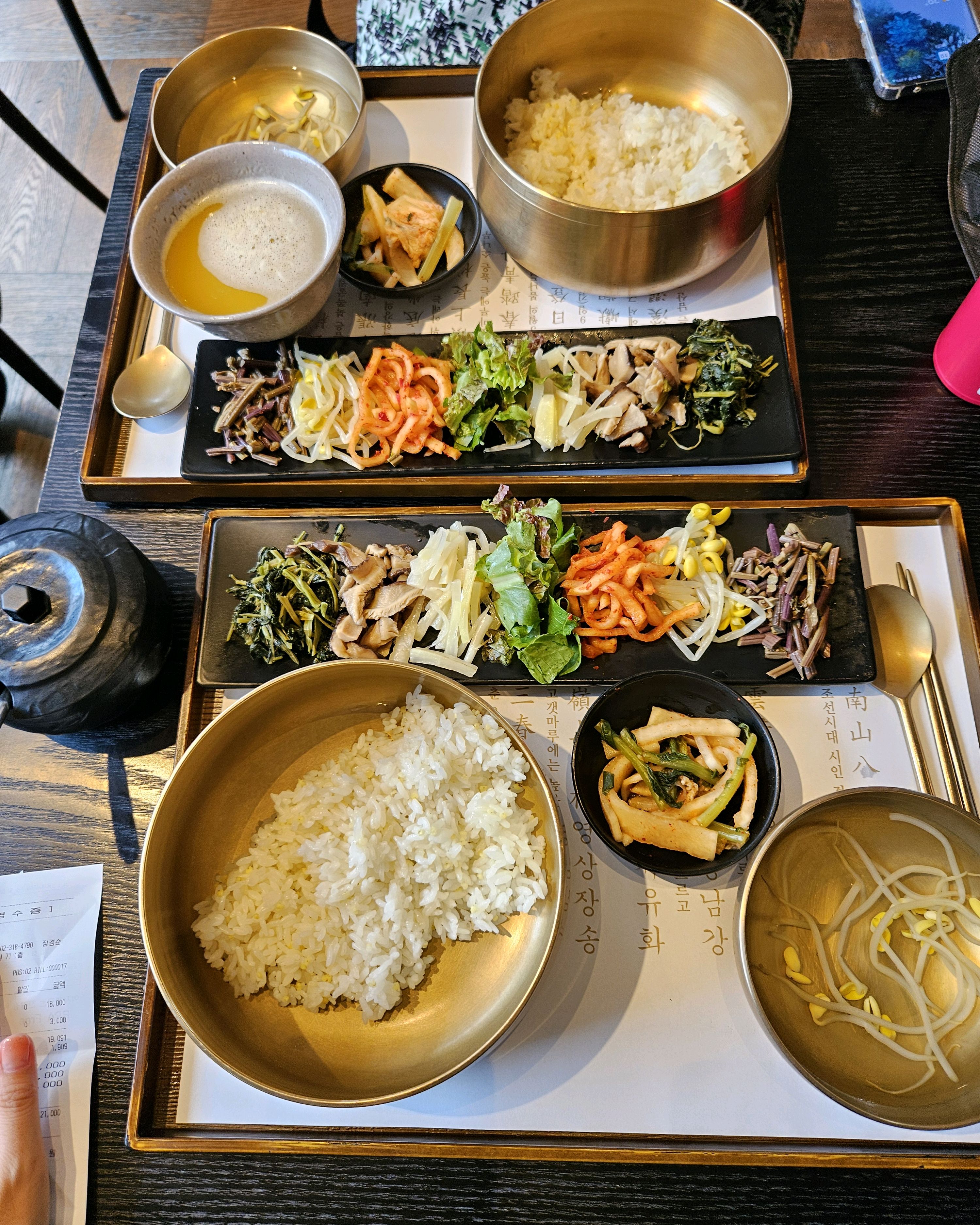 Mokmuksanbang, a famous restaurant in Myeongdong, Jung-gu, Seoul