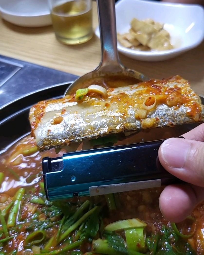 웬만하면 리뷰 안쓰는데 인생 최악의 쓰레기집 - 송정 맛집 월깍두기 대구탕