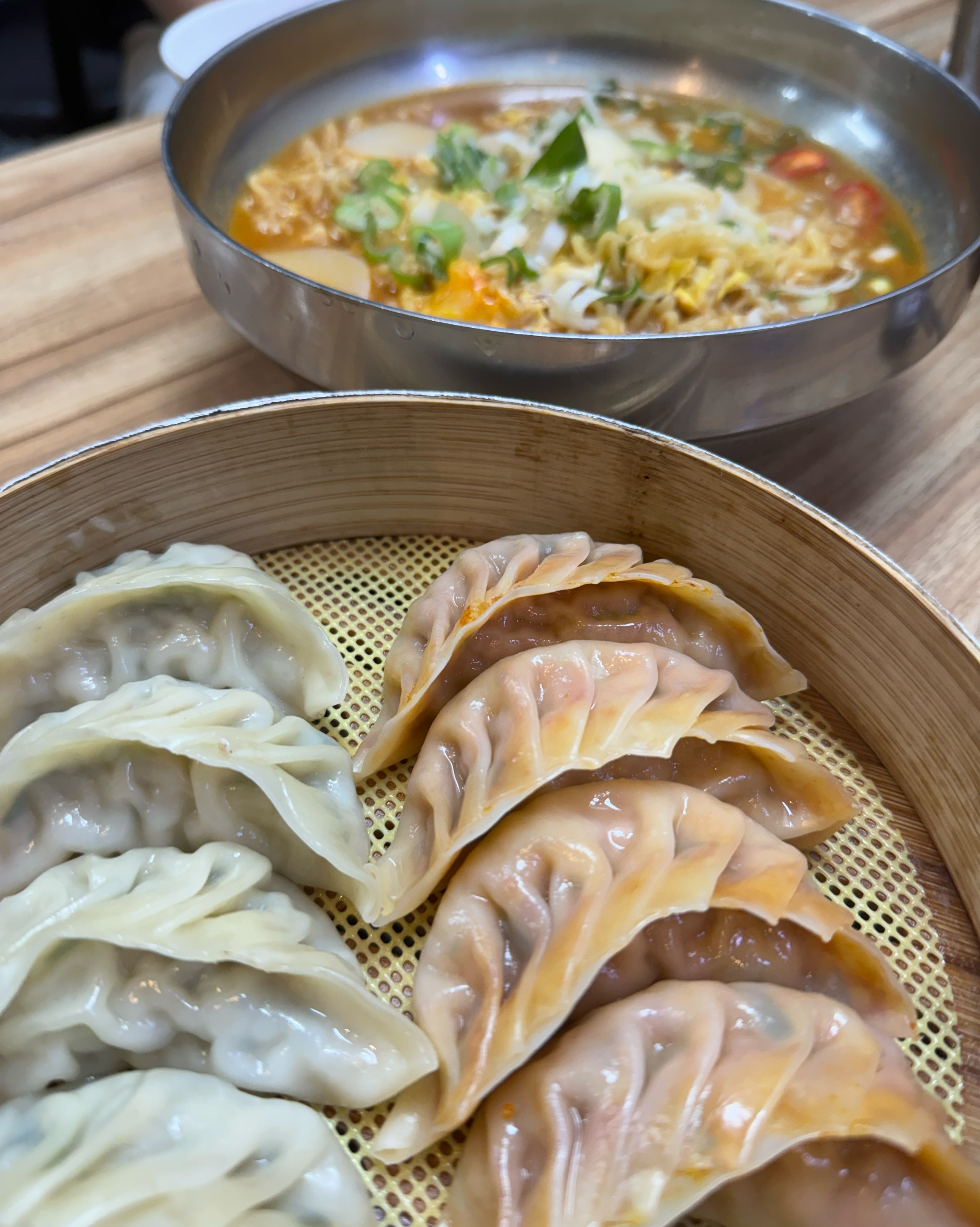 
천안역식당 마약만두 앤 칼국수
