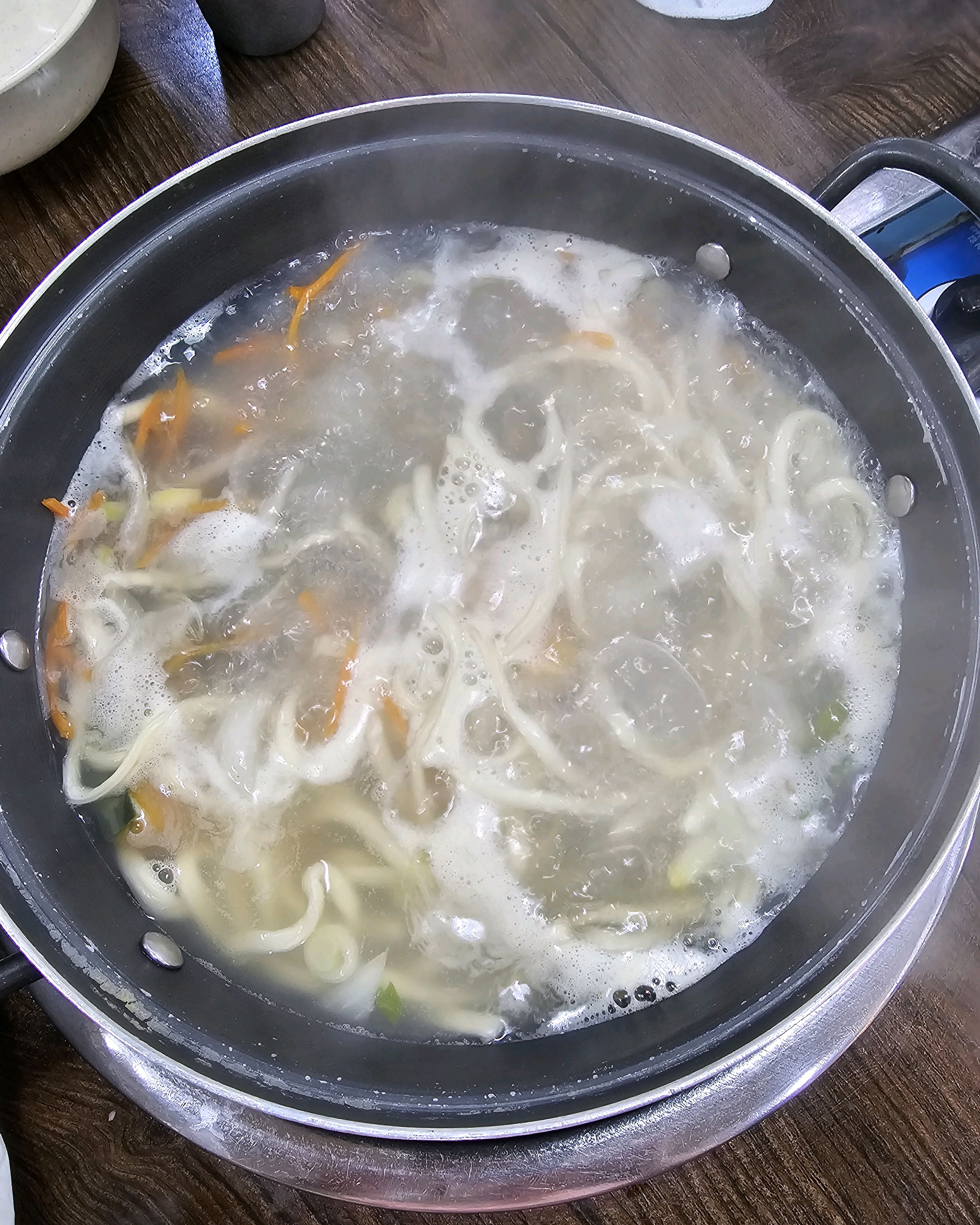 [안산 맛집 16호원조할머니칼국수 대부도본점] 직접 가본 로컬 리뷰