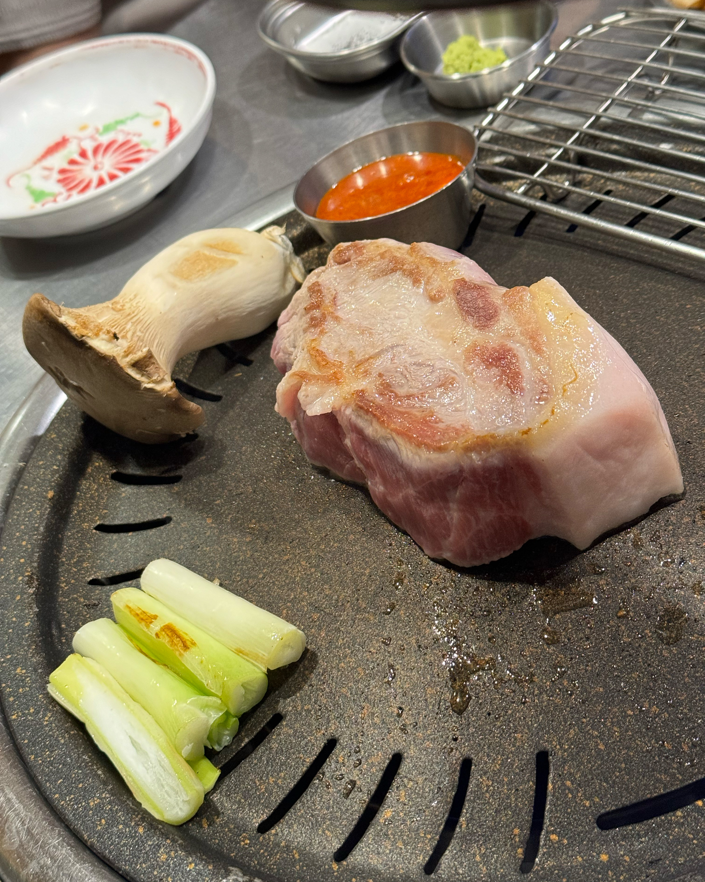 Jeong Seoldo Meat Restaurant in Wonhyo-ro 1-dong, Yongsan-gu, Seoul