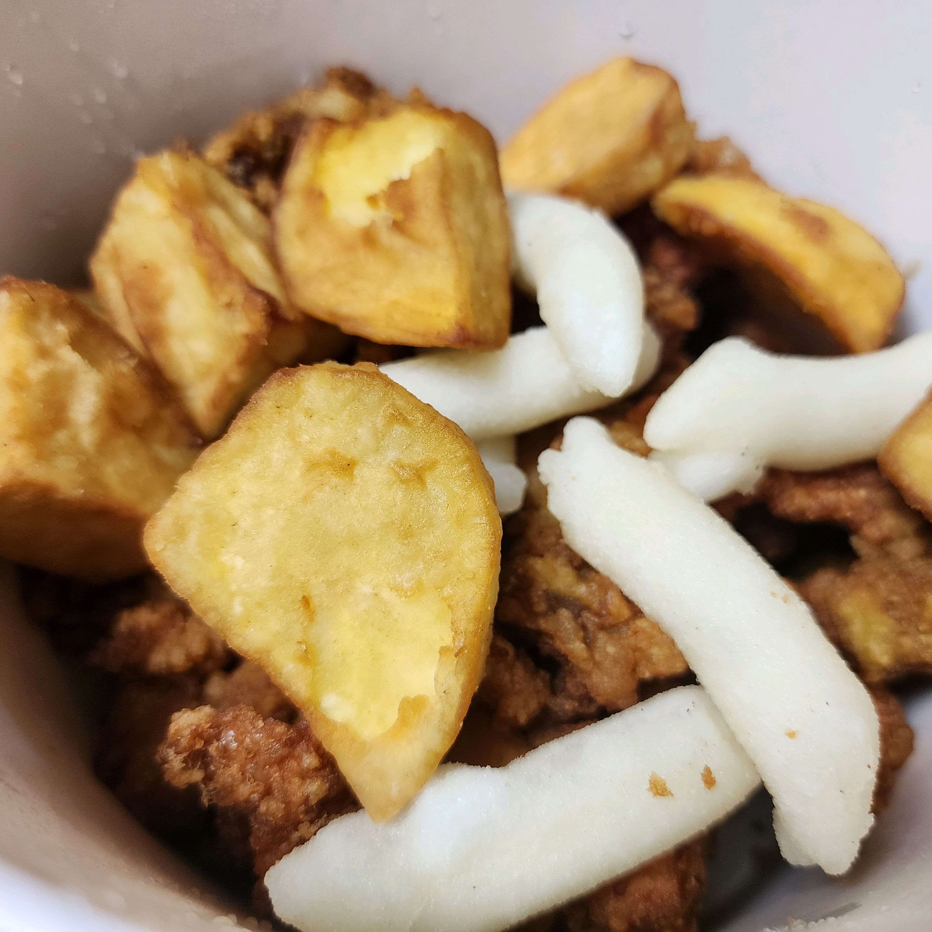 
창신역식당 6일닭강정