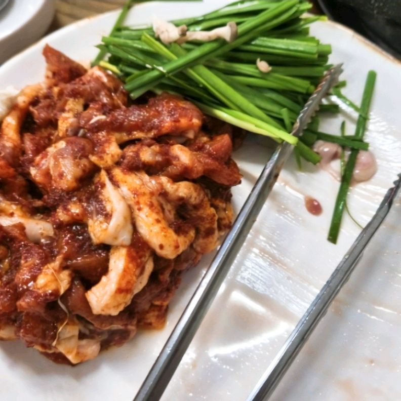 
서울시 광진구 중곡동 맛집 아차산유황오리