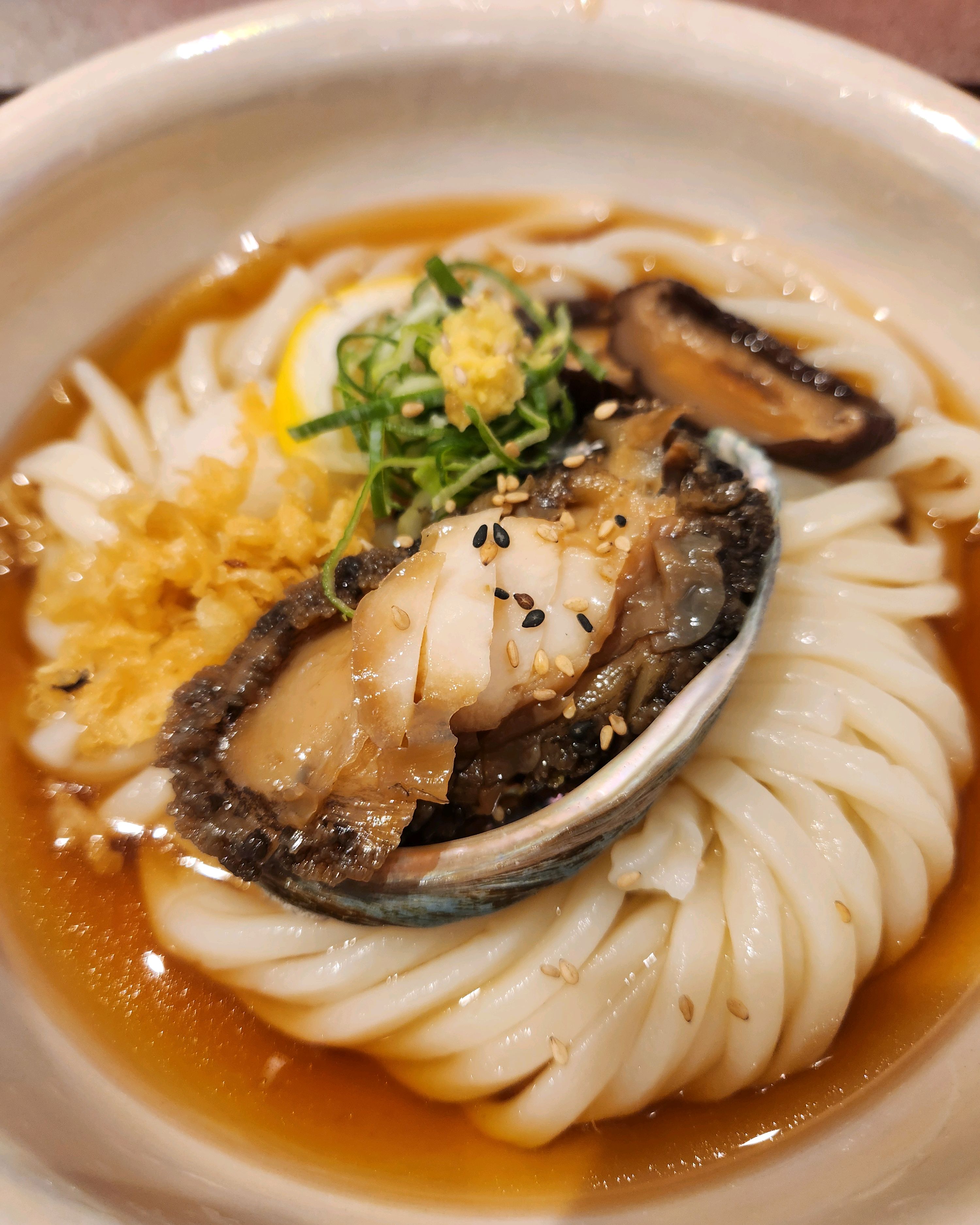 A good restaurant in Hangangro-dong, Yongsan-gu, Seoul
 udon kinoya credit center