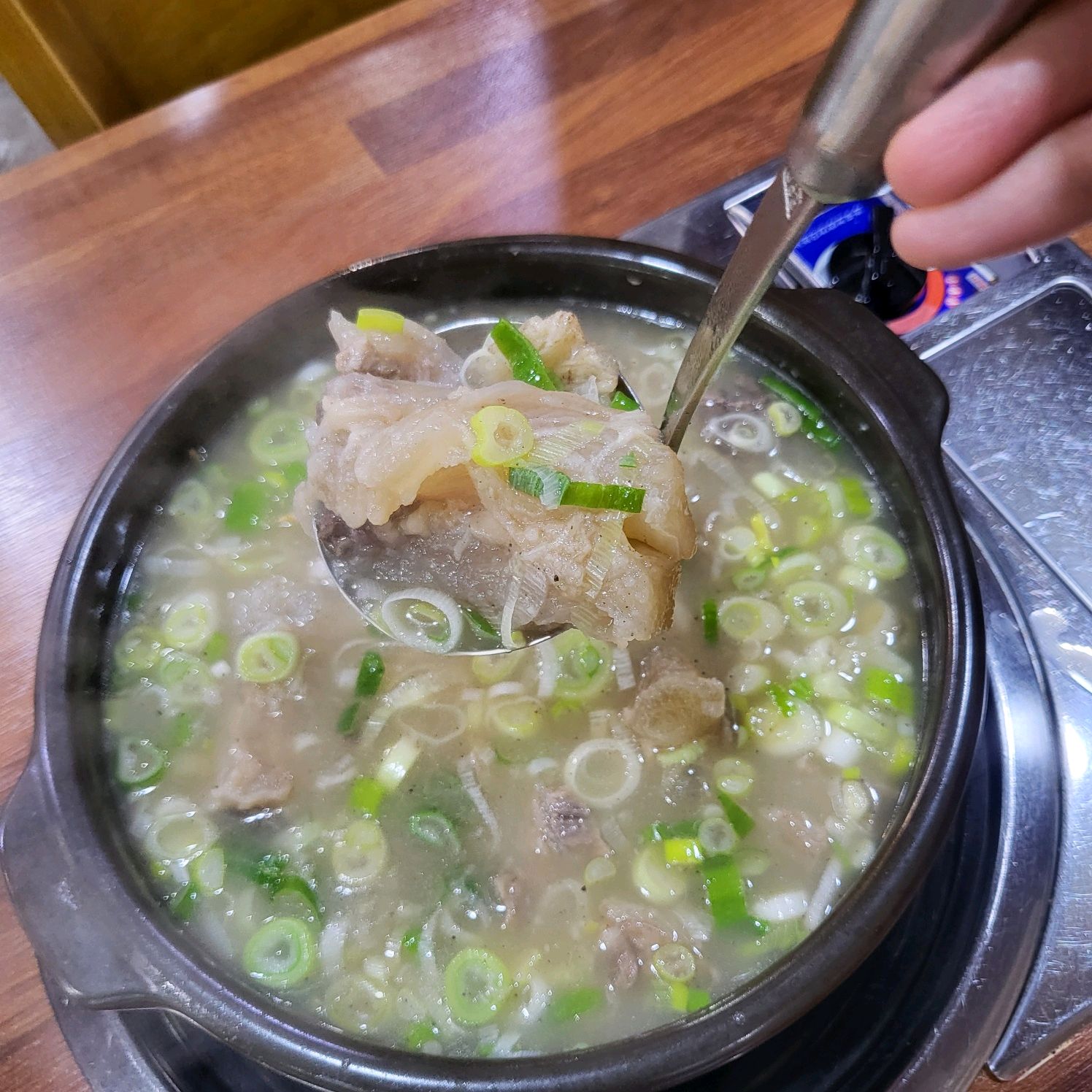 요즘 갑작스럽게 날씨가 선선해져서 따뜻한 국밥 한그릇 하고자 방문했는데, 여태 먹어본 도가