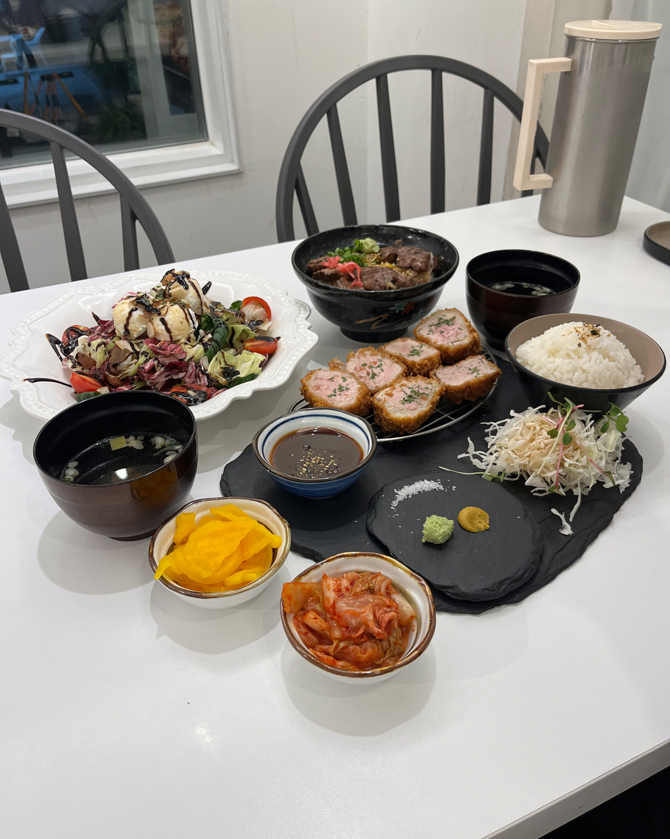 Yeonnam Toma Seongsu Branch, a restaurant in Seongsu 1-ga 2-dong, Seongdong-gu, Seoul