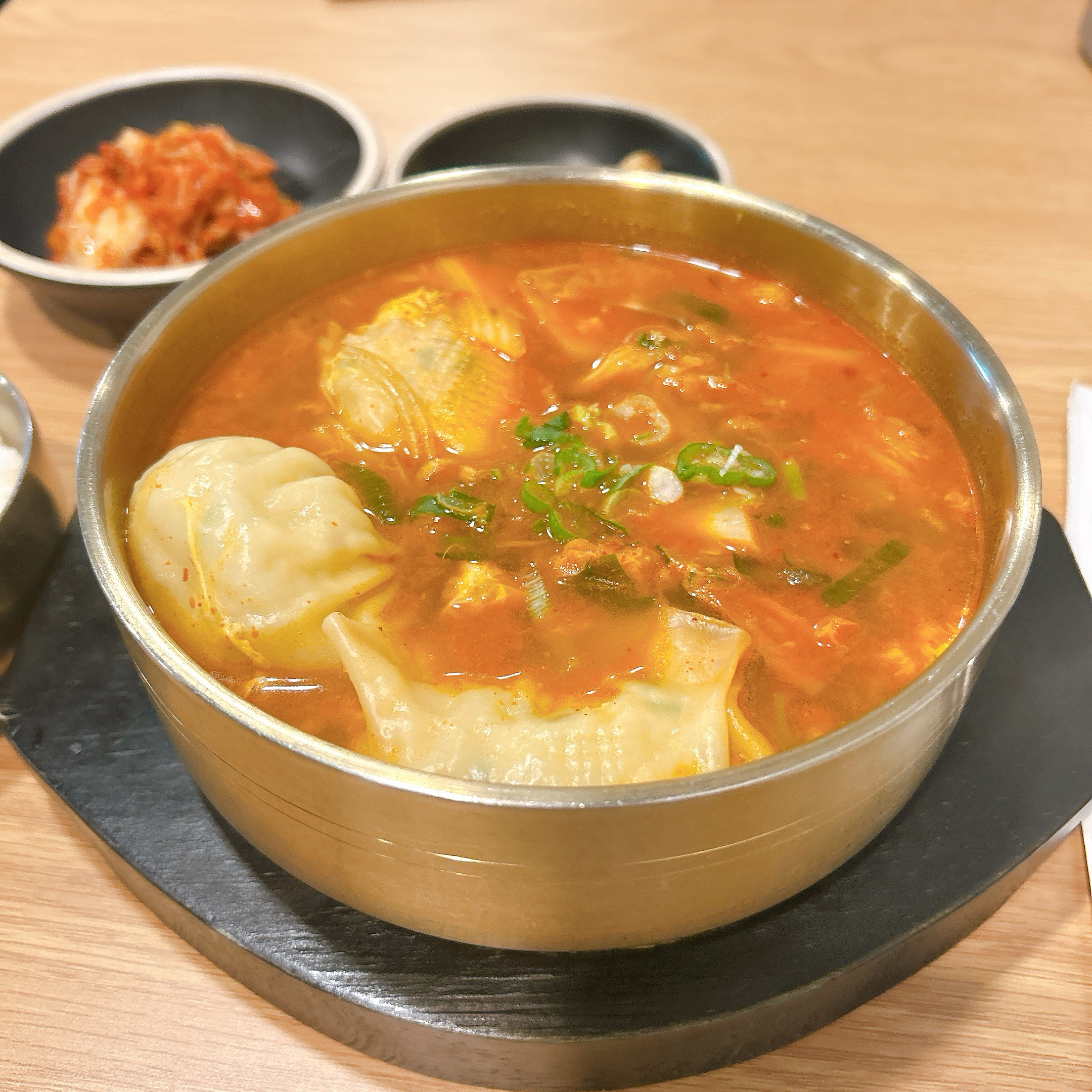 
한성대입구역식당 고석환손만두전골