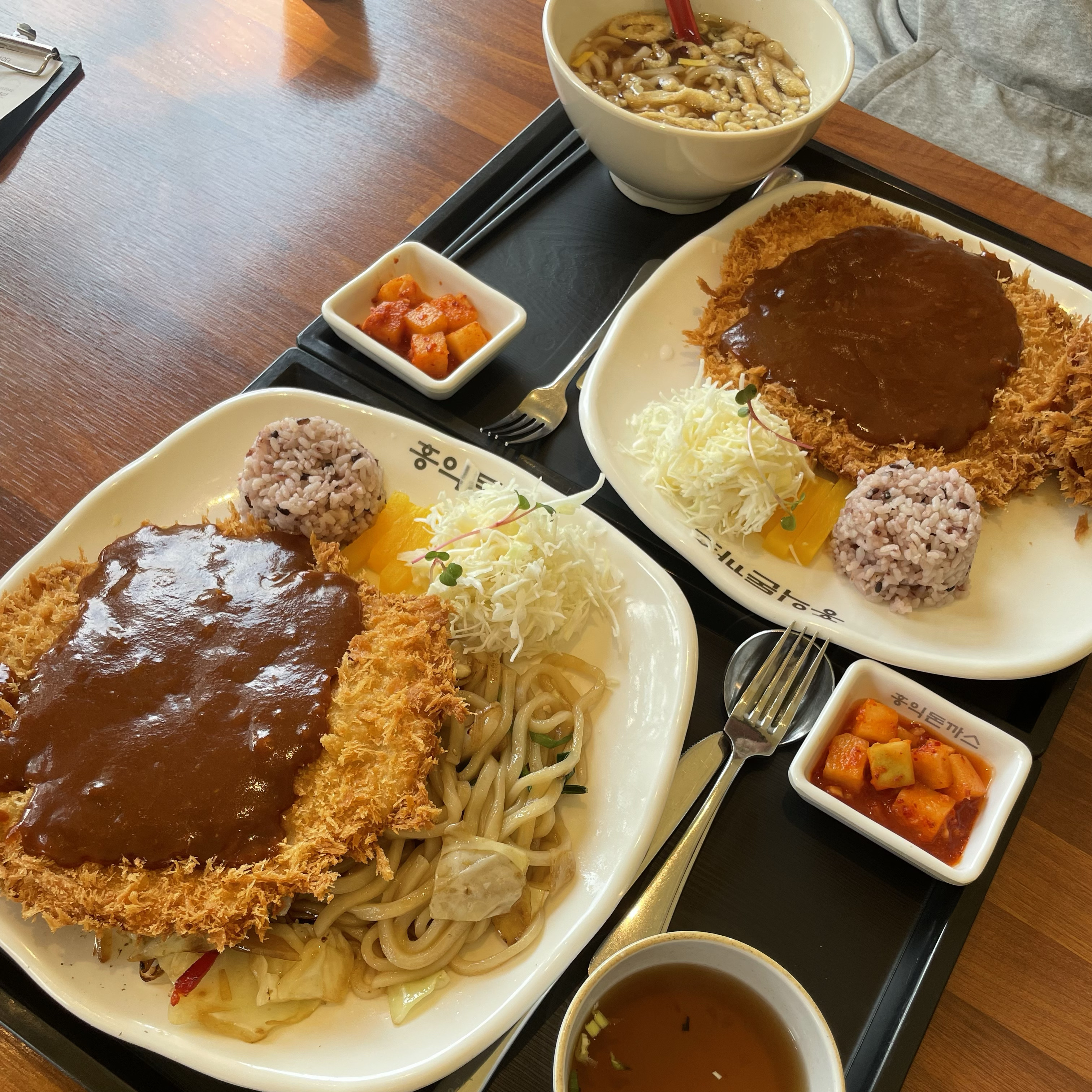 가까운곳에 생겨 점심 먹자 들렸는데 - 구미 금오산 맛집 홍익돈까스 구미금오산점