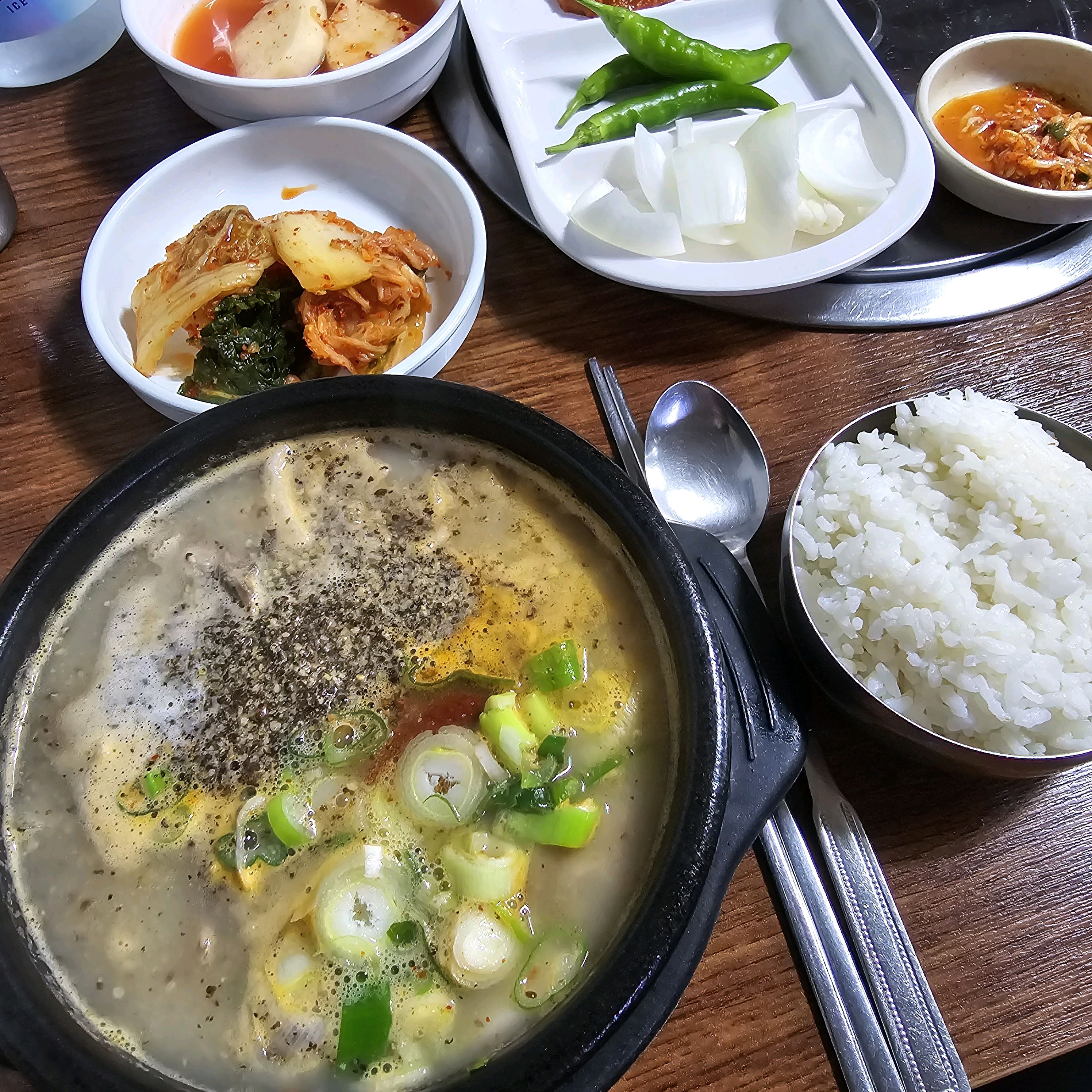 Abai Sundae Gamjatang, a famous restaurant in Banghak-dong, Dobong-gu, Seoul