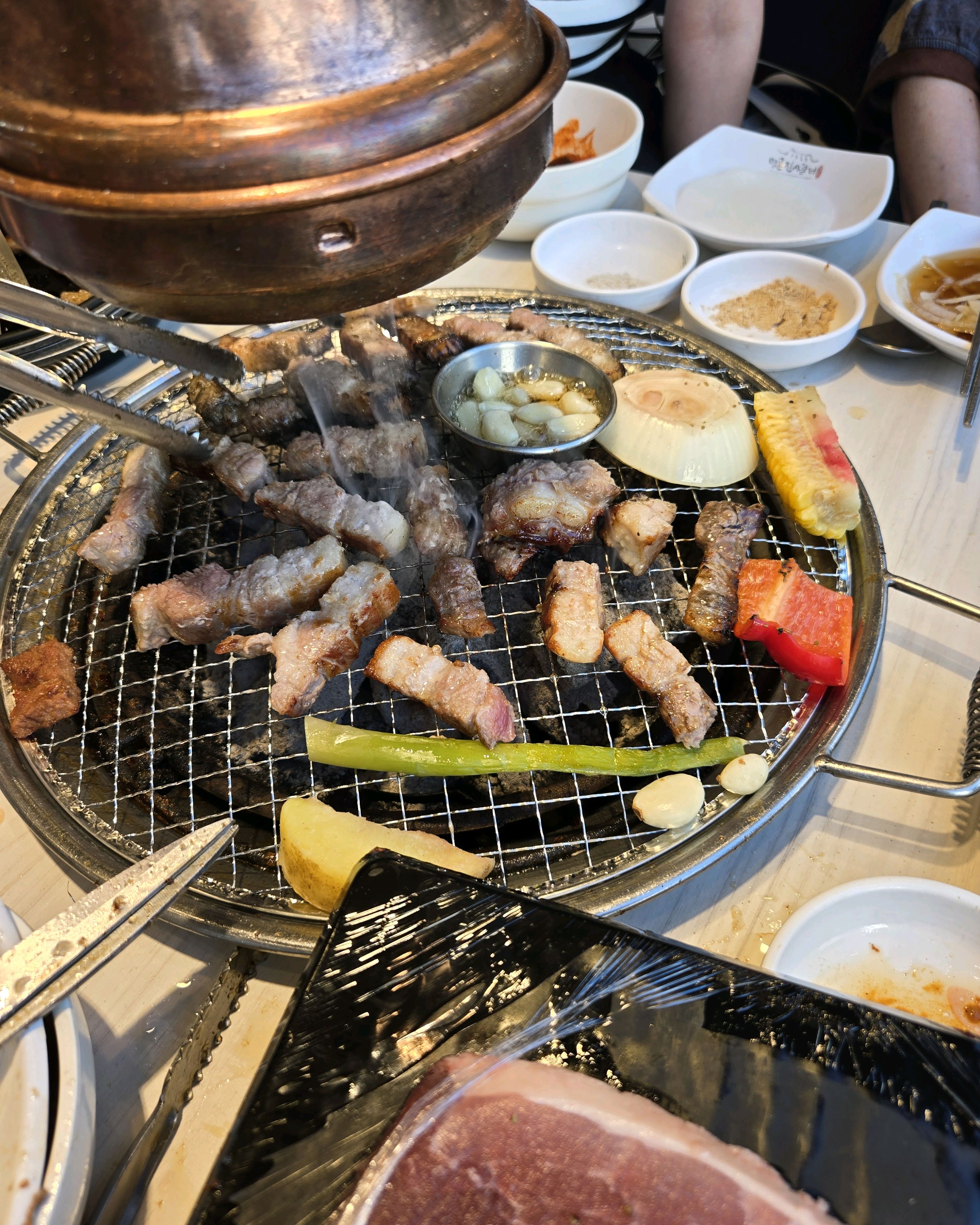 갈비도 맛있고 삼겹살도 맛있네요 - 간석오거리 맛집 명륜진사갈비 간석오거리점