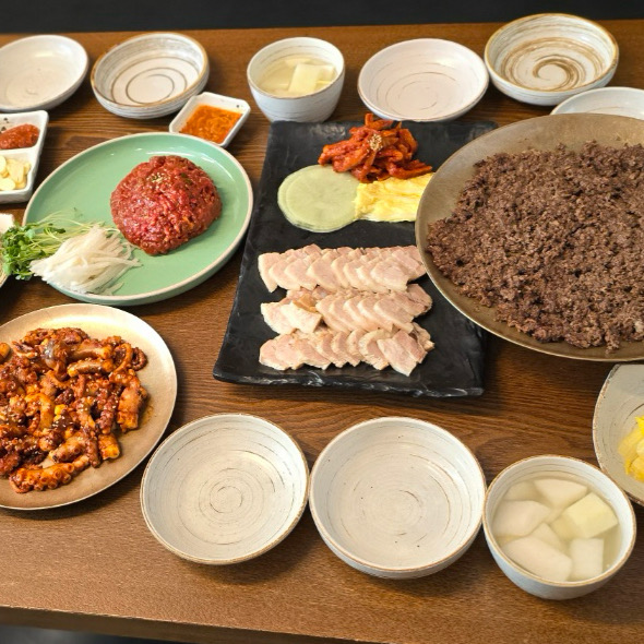 Mapo Main Store, Yeomni-dong Restaurant Yeokjeon Hall, Mapo-gu, Seoul