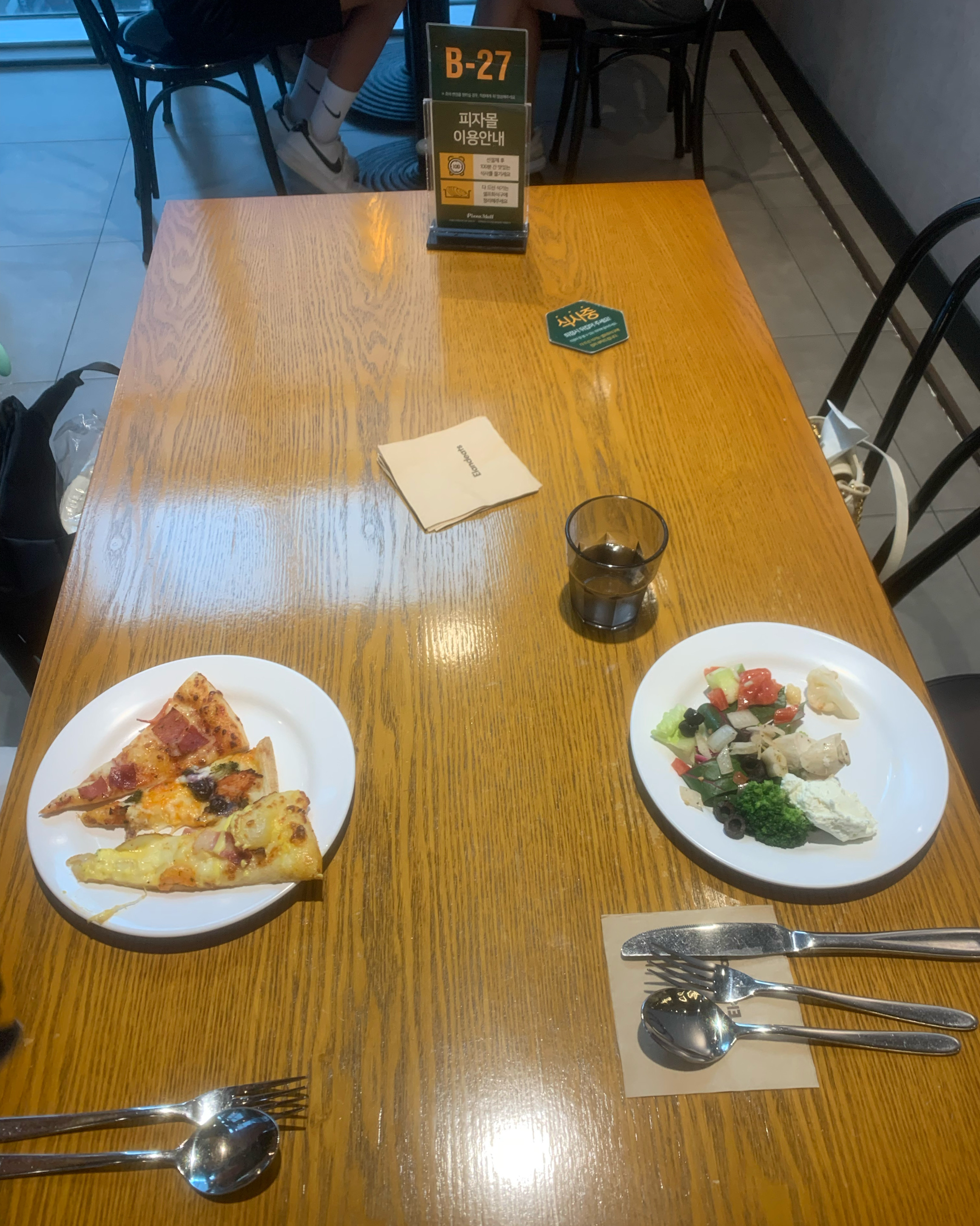 갓 나왔을때 맞춰서 떠오면 지인짜 맛있어요!! - 하단역 맛집 피자몰 아트몰링부산하단점