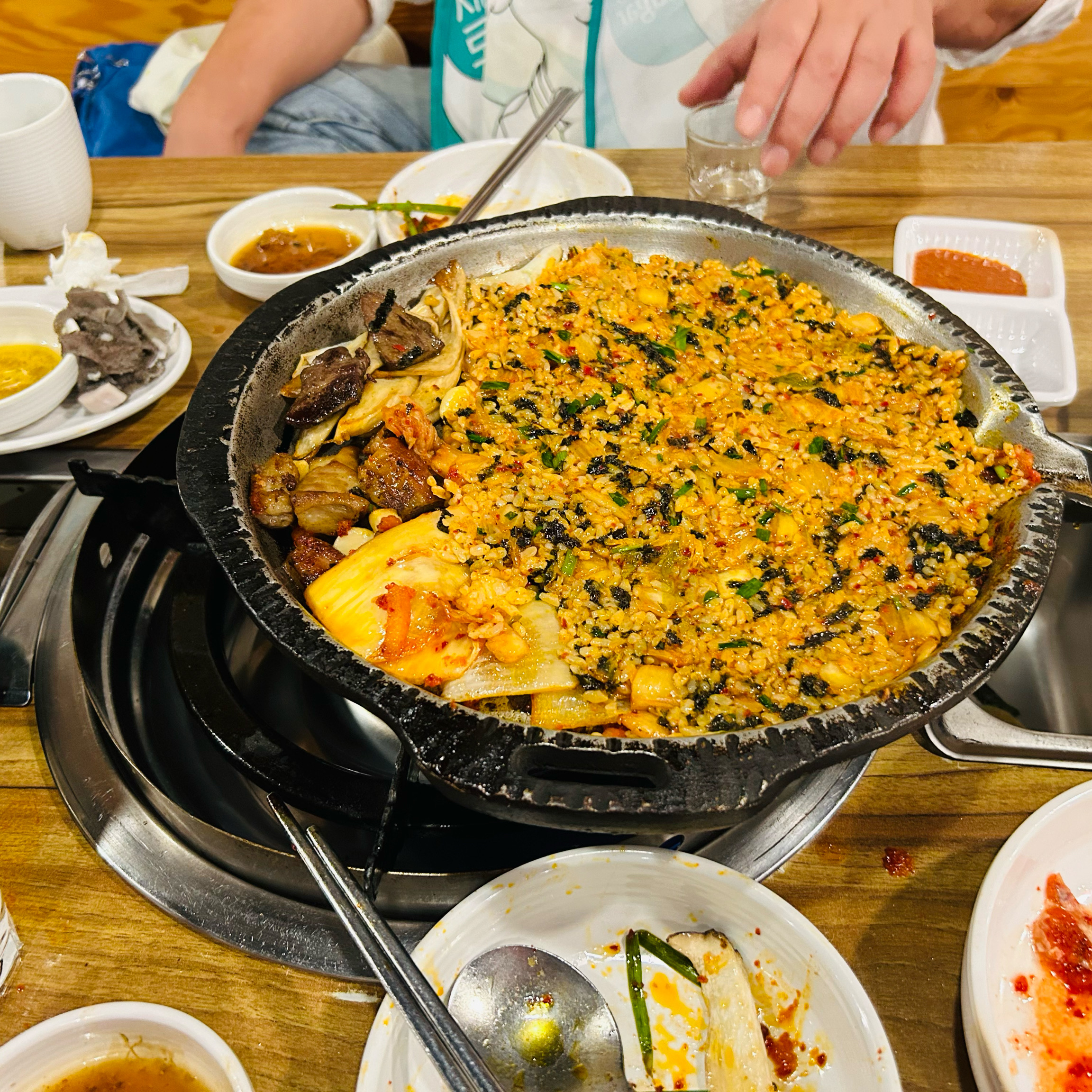 
서울시 은평구 구산동 맛집 아우성황소곱창
