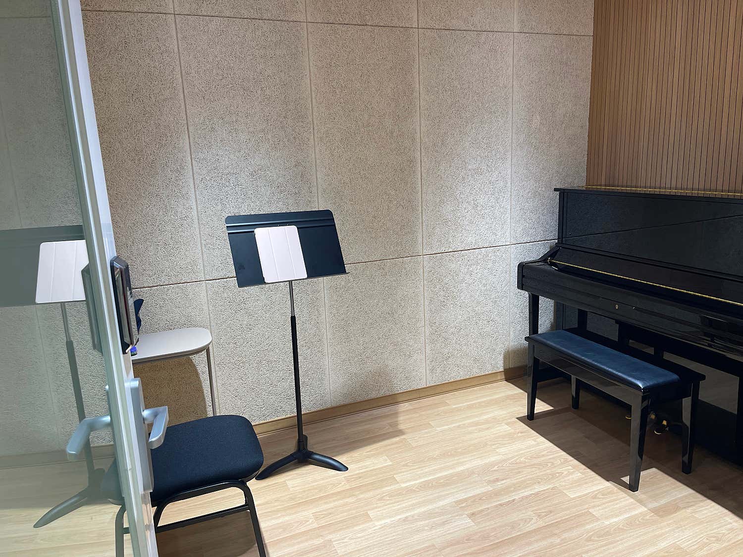 2번째 스튜디오 사진