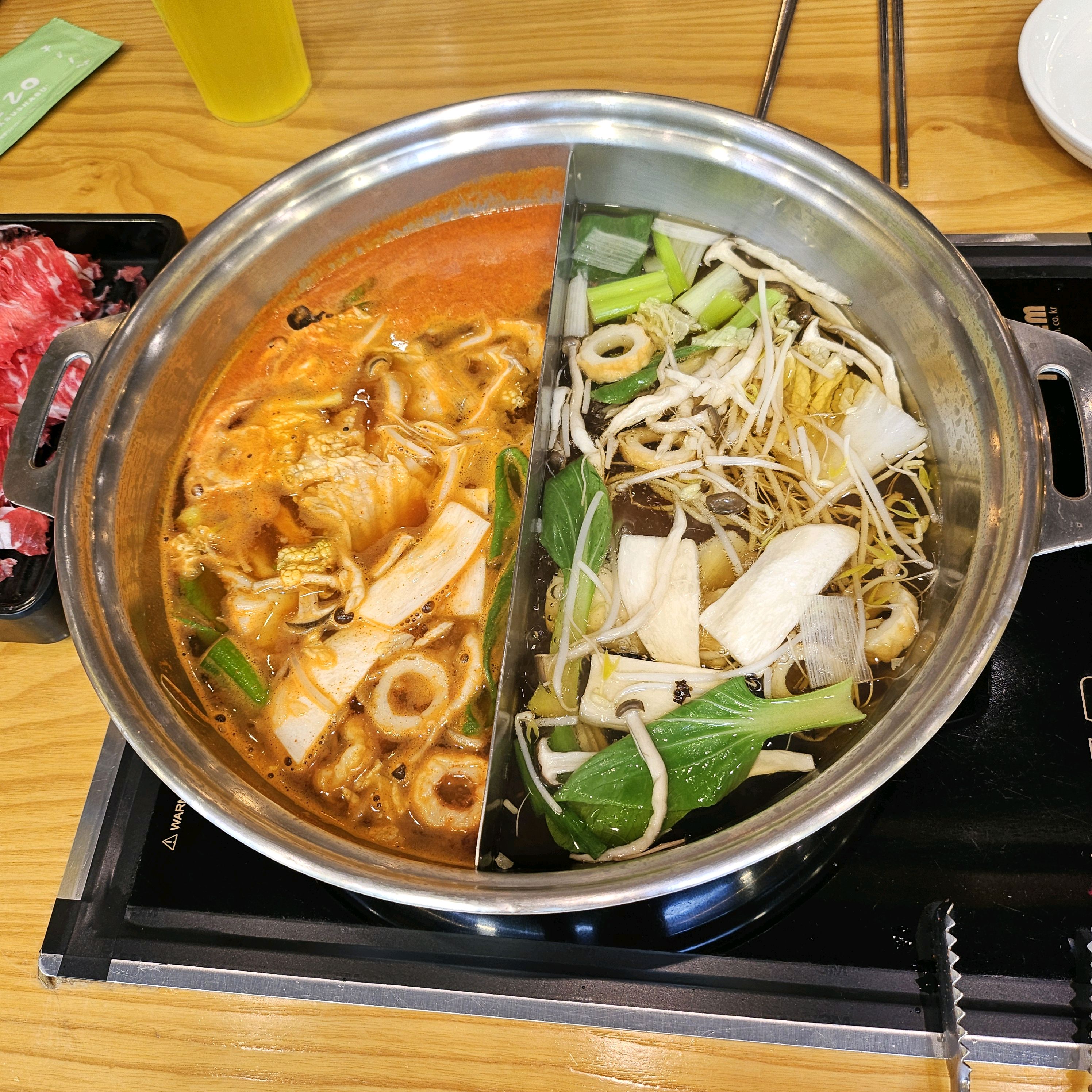 손님많은데 나오는 재료들이 다 관리가 잘 되어있는거 같아요 ㅎㅎㅎ - 대구 이곡동 맛집 샤브20 성서점
