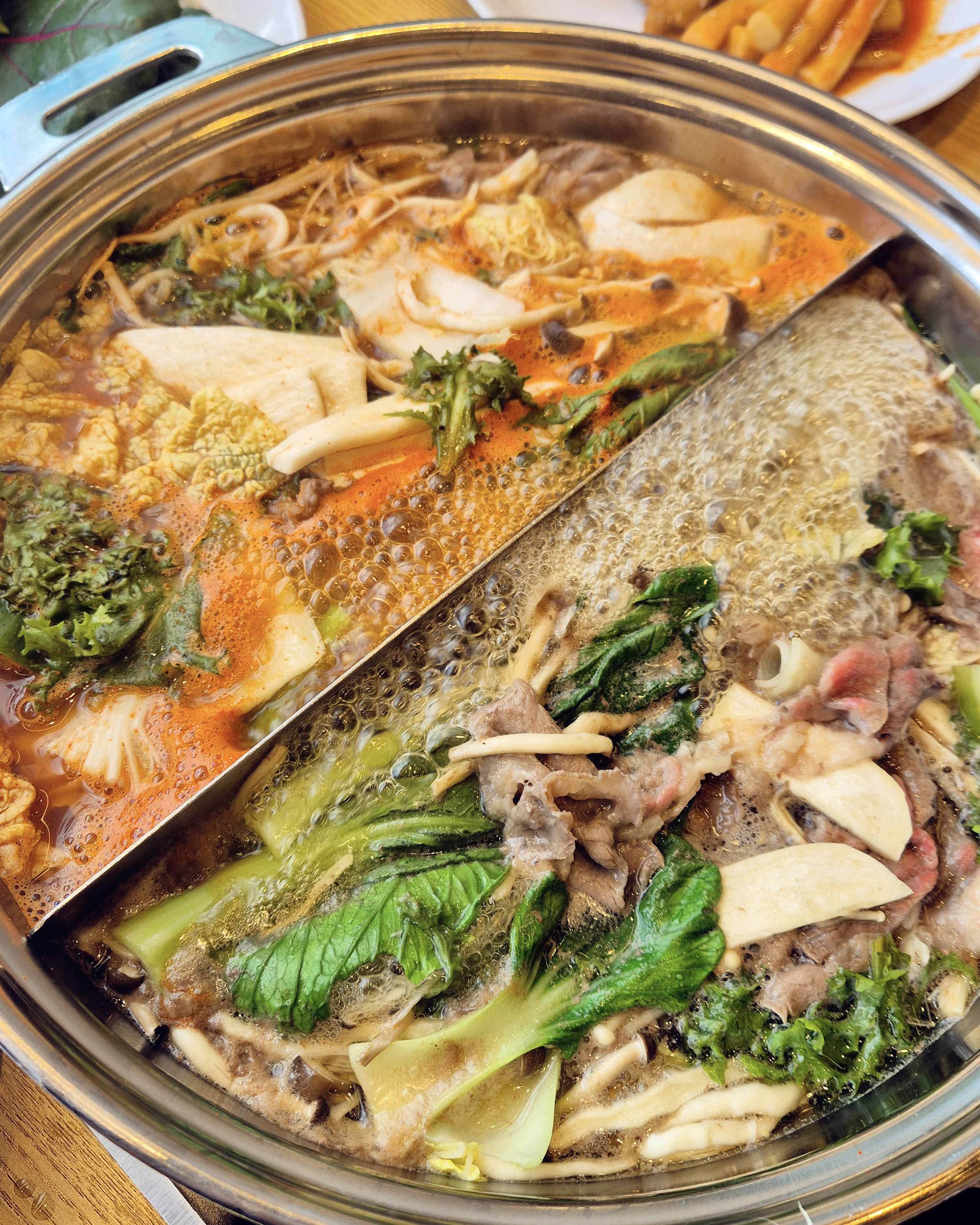 샤브샤브도 샐러드바도 전체적으로 괜찮았는데, - 양산 증산 맛집 샤브20 양산증산점