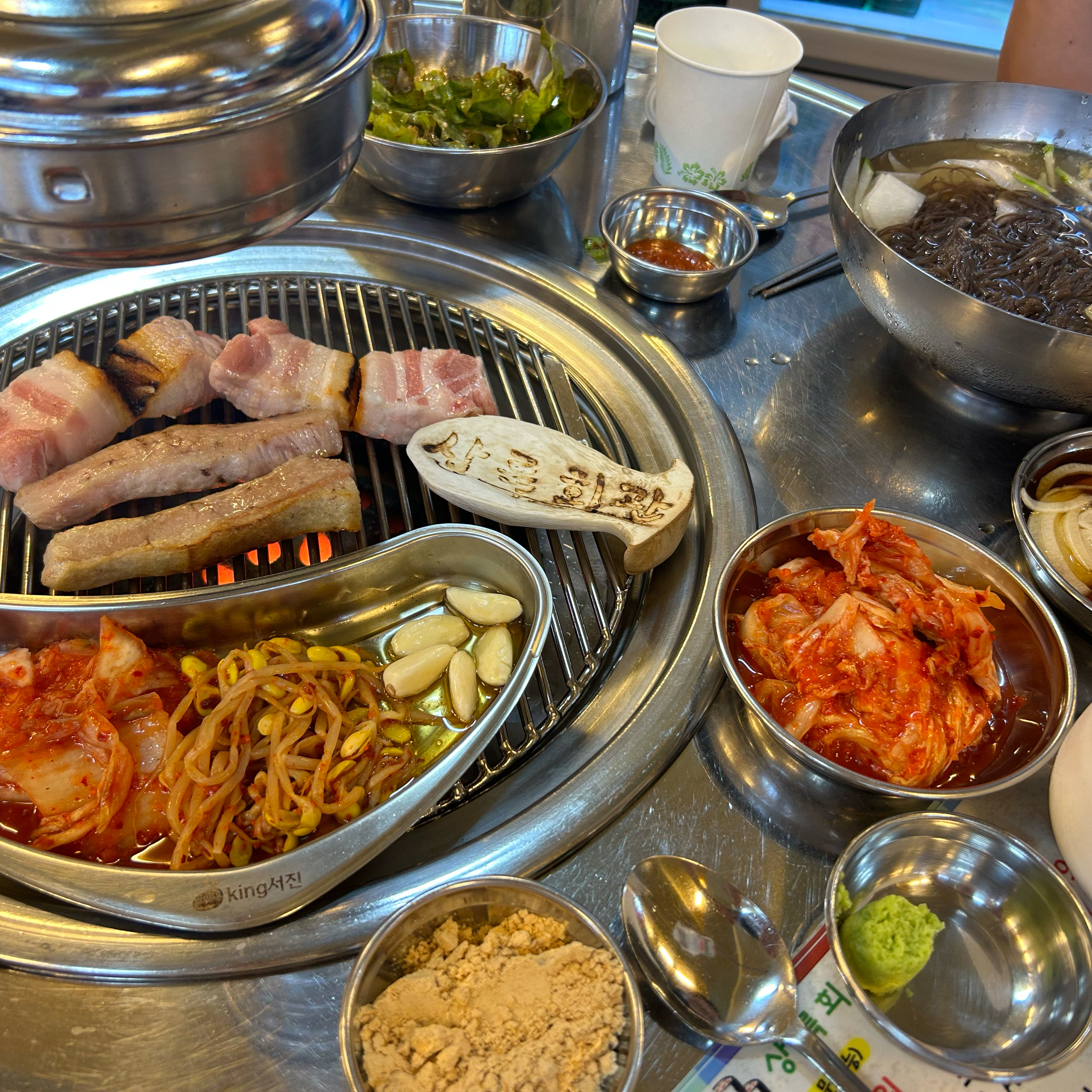
서울시 구로구 고척동 맛집 상록회관연탄구이 개봉역점