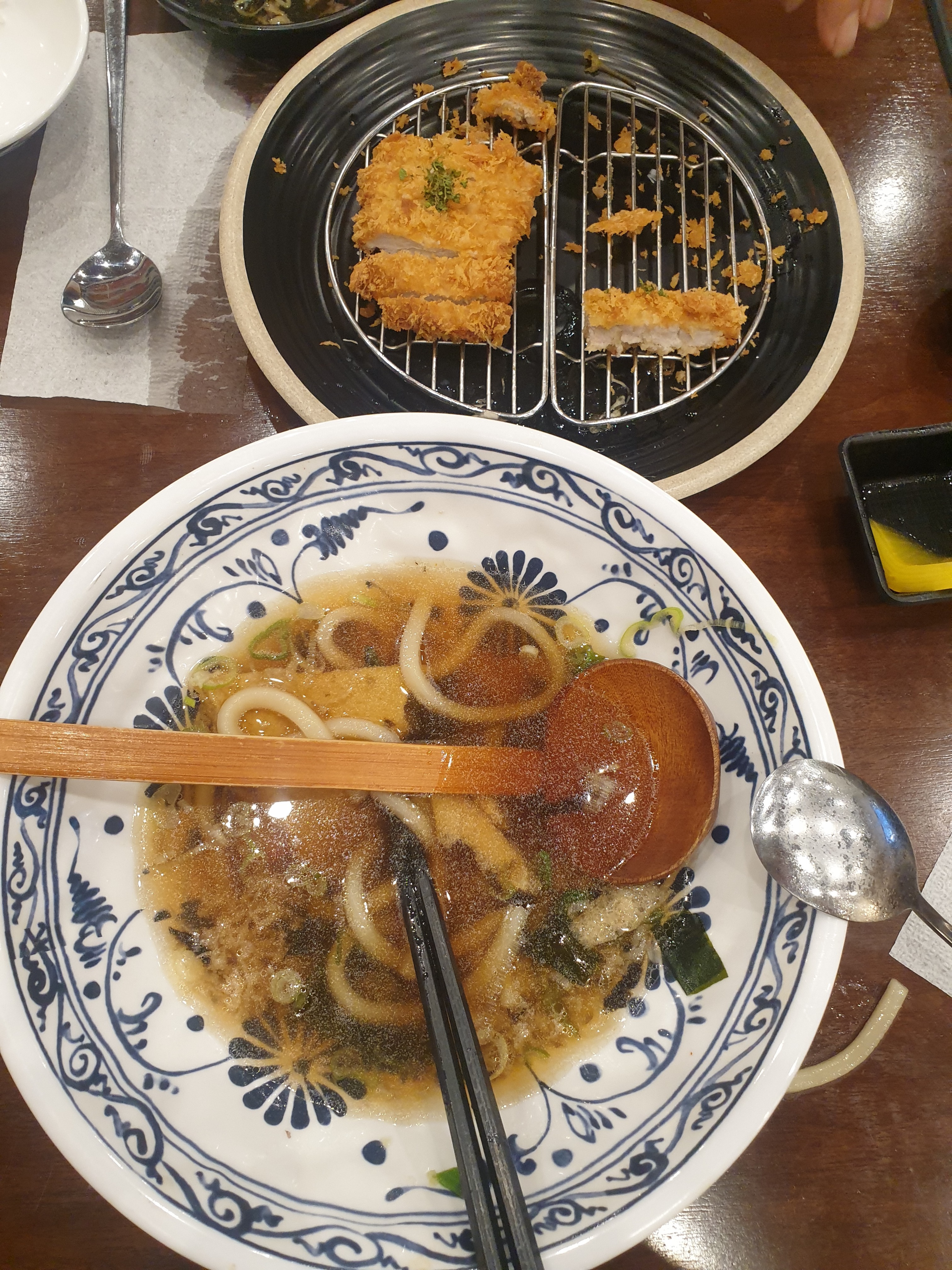 우동 면빨이 쫄깃쫄깃. 끝내주고 - 병점역 맛집 삼동소바 병점점
