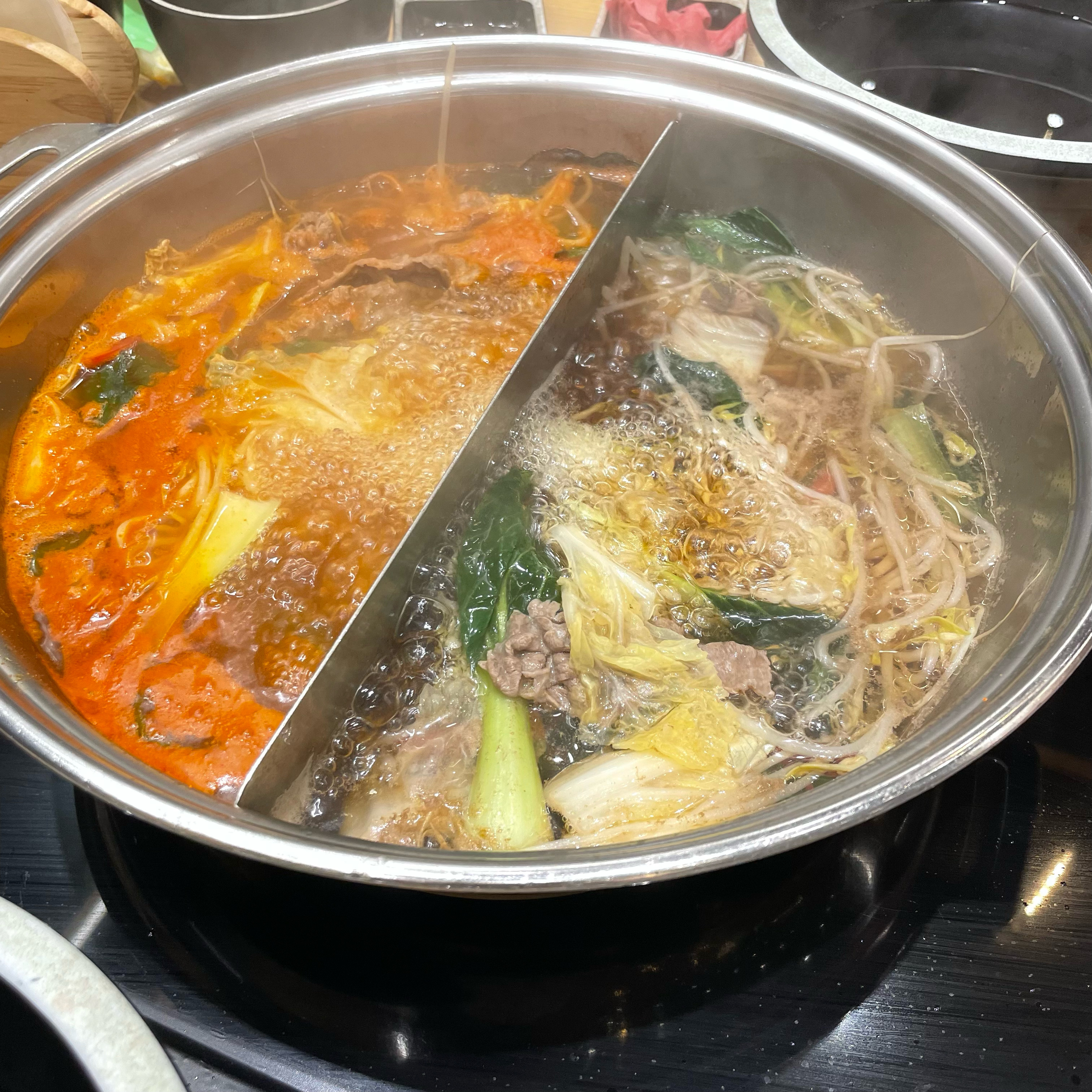 고기질이 좋고, 소고기 돼지고기 - 양산 증산 맛집 샤브20 양산증산점