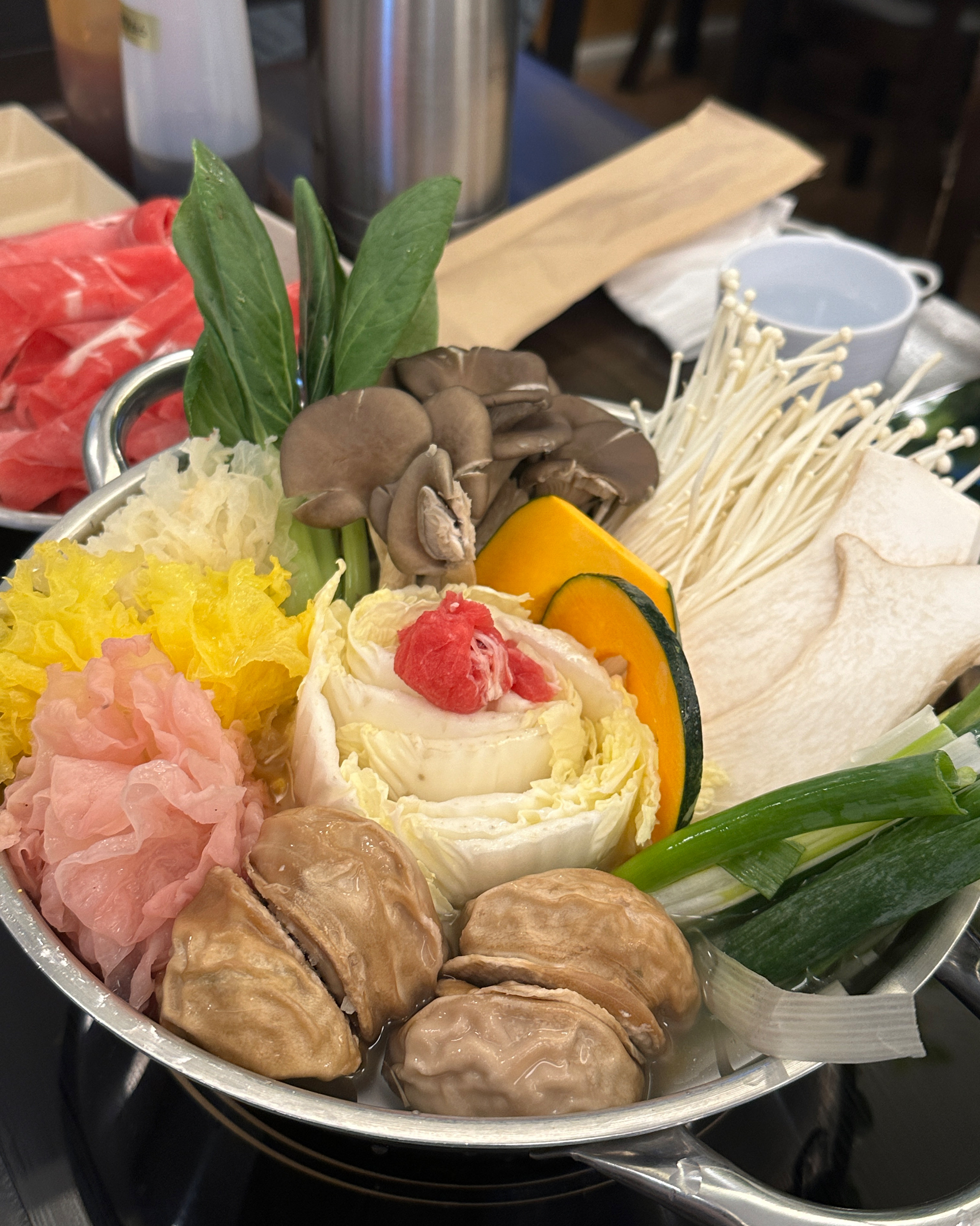 
서울시 은평구 증산동 맛집 도투리 샤브칼국수 불광천