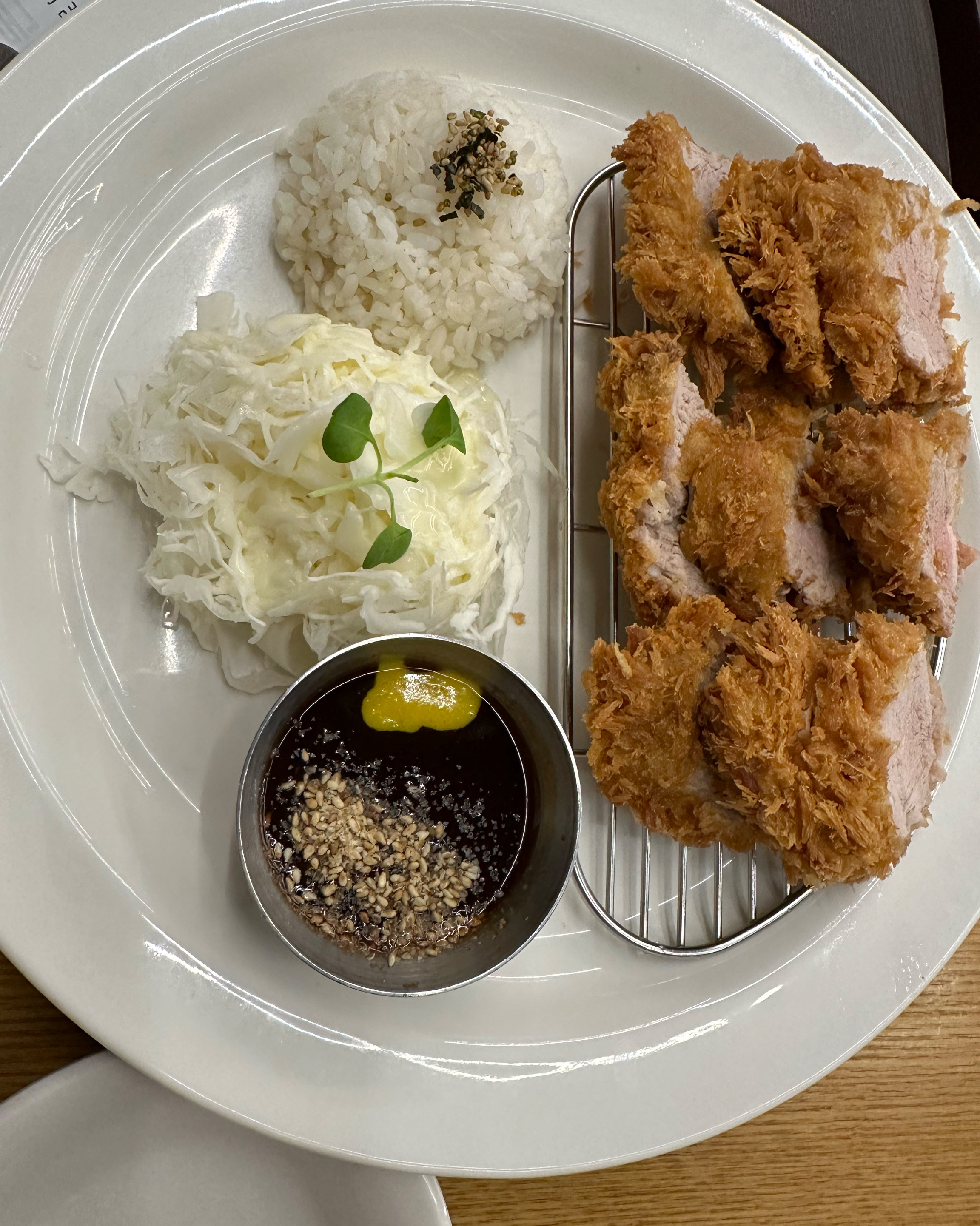 저에 최애 돈가스 집입니다. - 동탄 반송동 맛집 홍익돈까스 동탄 본점