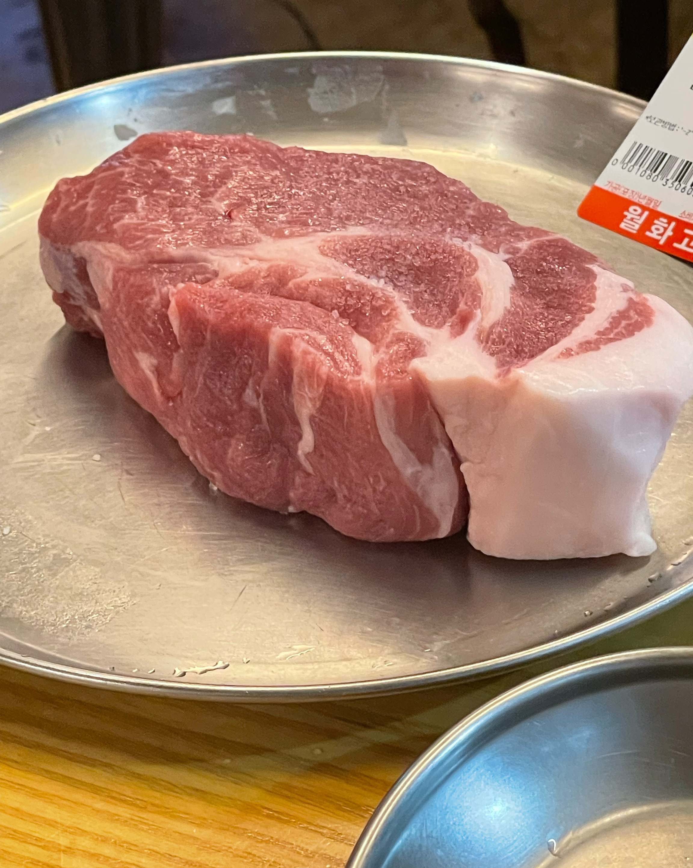 The first restaurant in Sangam-dong, Mapo-gu, Seoul, directly managed Wolhwa Meat Sangam