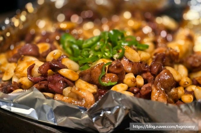아름다운(?) 자태의 똥집을 내돈내산으로 먹고왔어요! - 천호동 맛집 똥찌비 천호점