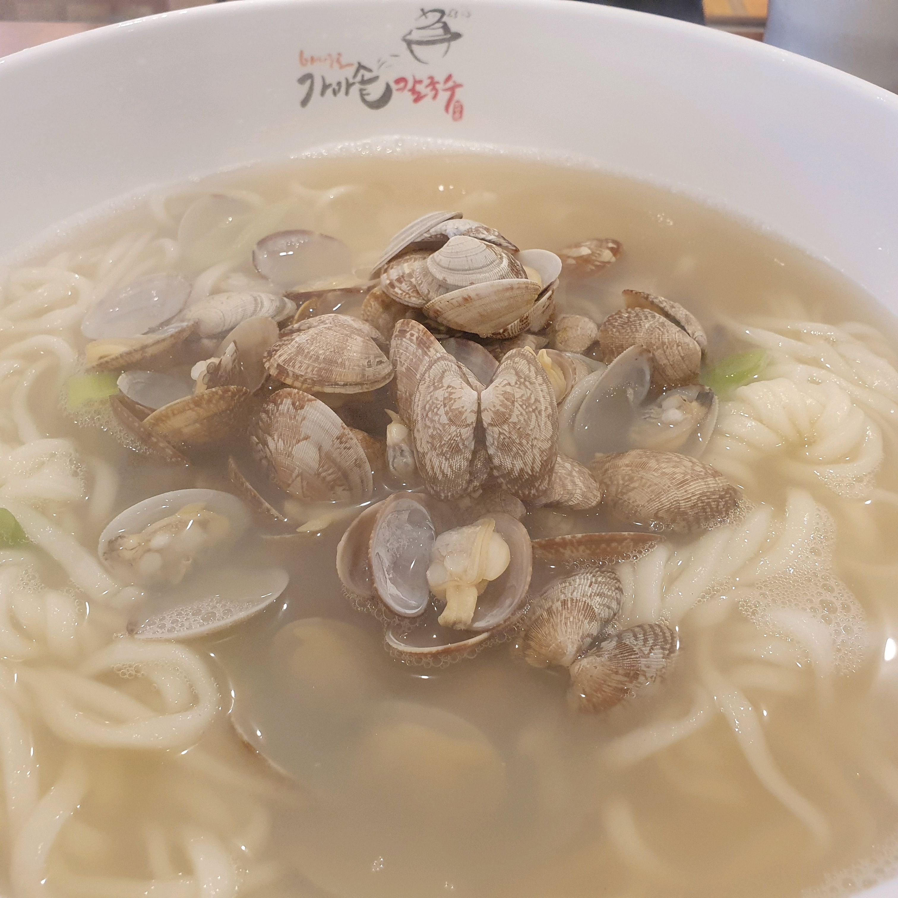 [춘천 맛집 배나무골가마솥칼국수] 직접 가본 로컬 리뷰